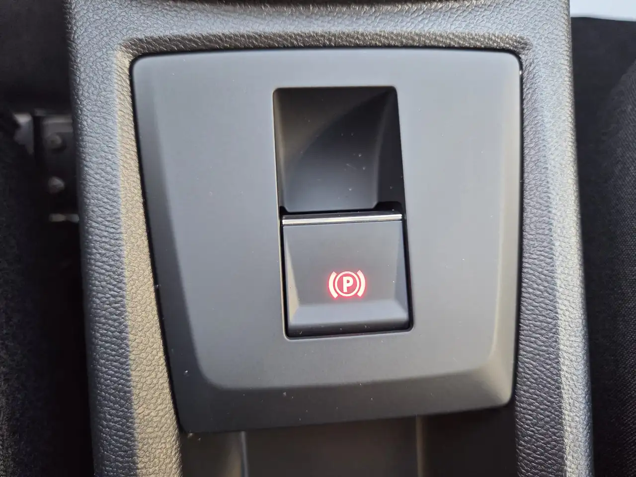 Citroen C3 1.2 hybrid Plus 110cv edcs6 (VARI COLORI) 15