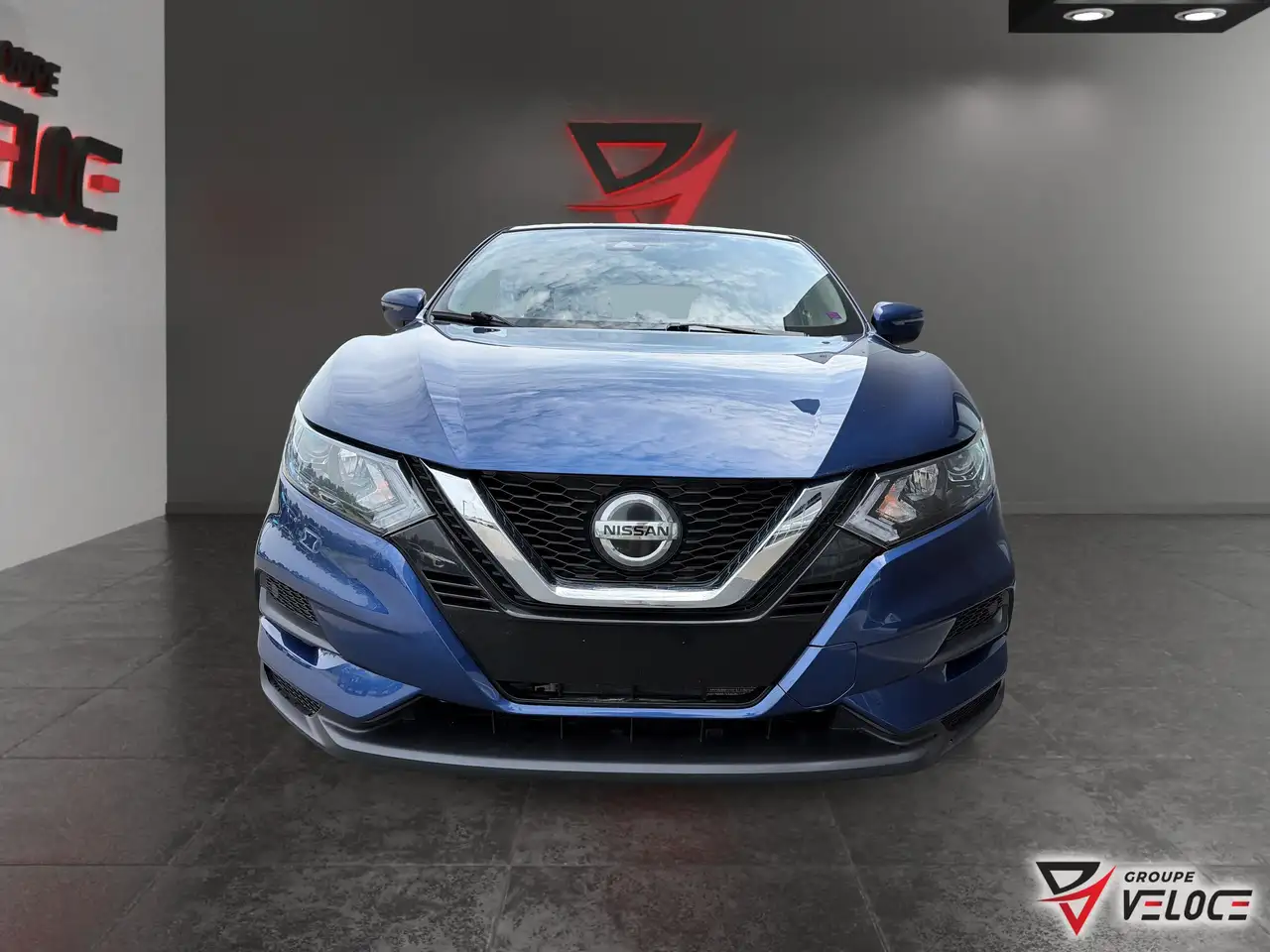 Nissan Qashqai снимка Nissan Qashqai