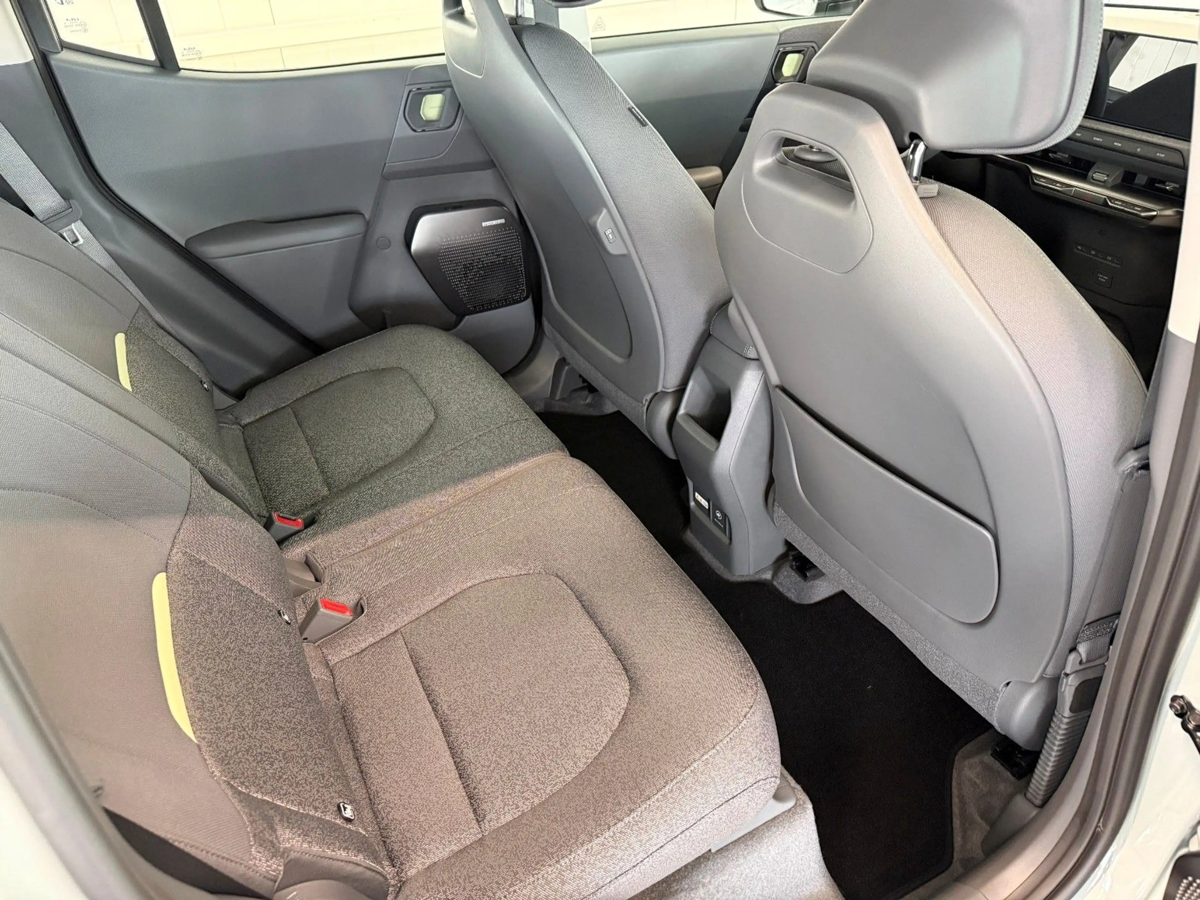 Kia EV2 KIA EV2 61-kWh 99,5 kW FWD Earth 4 — photo 10