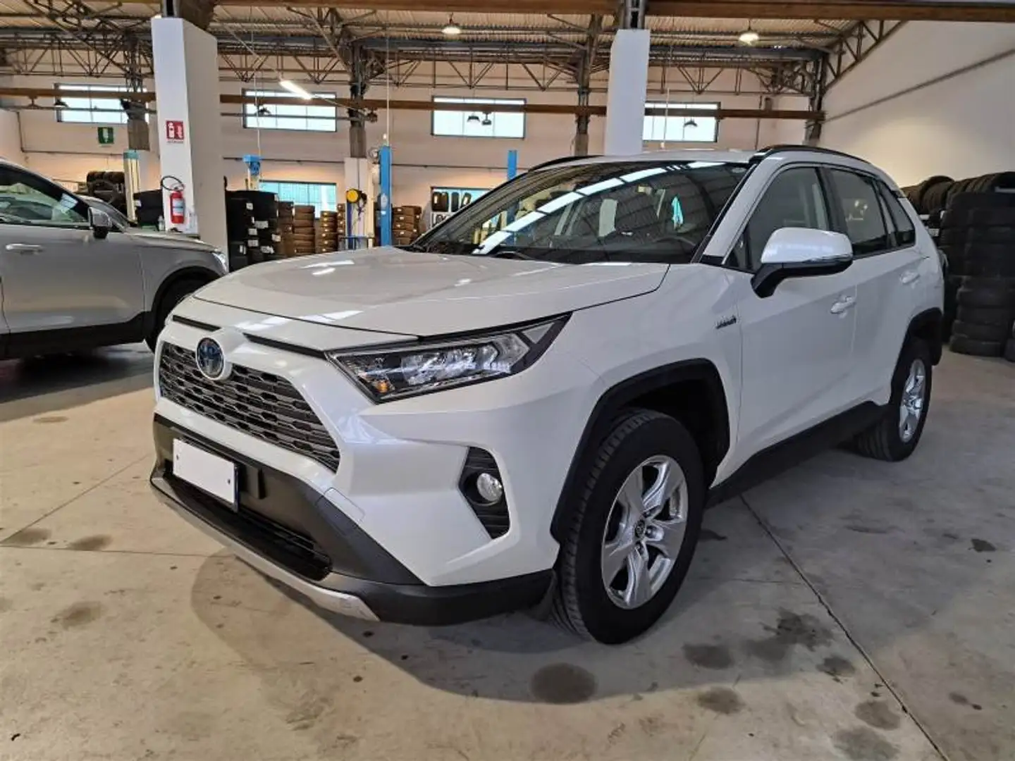 Toyota RAV 4 Rav4 2.5 vvt-ie h Active awd-i 222cv e-cvt Bianco - 1