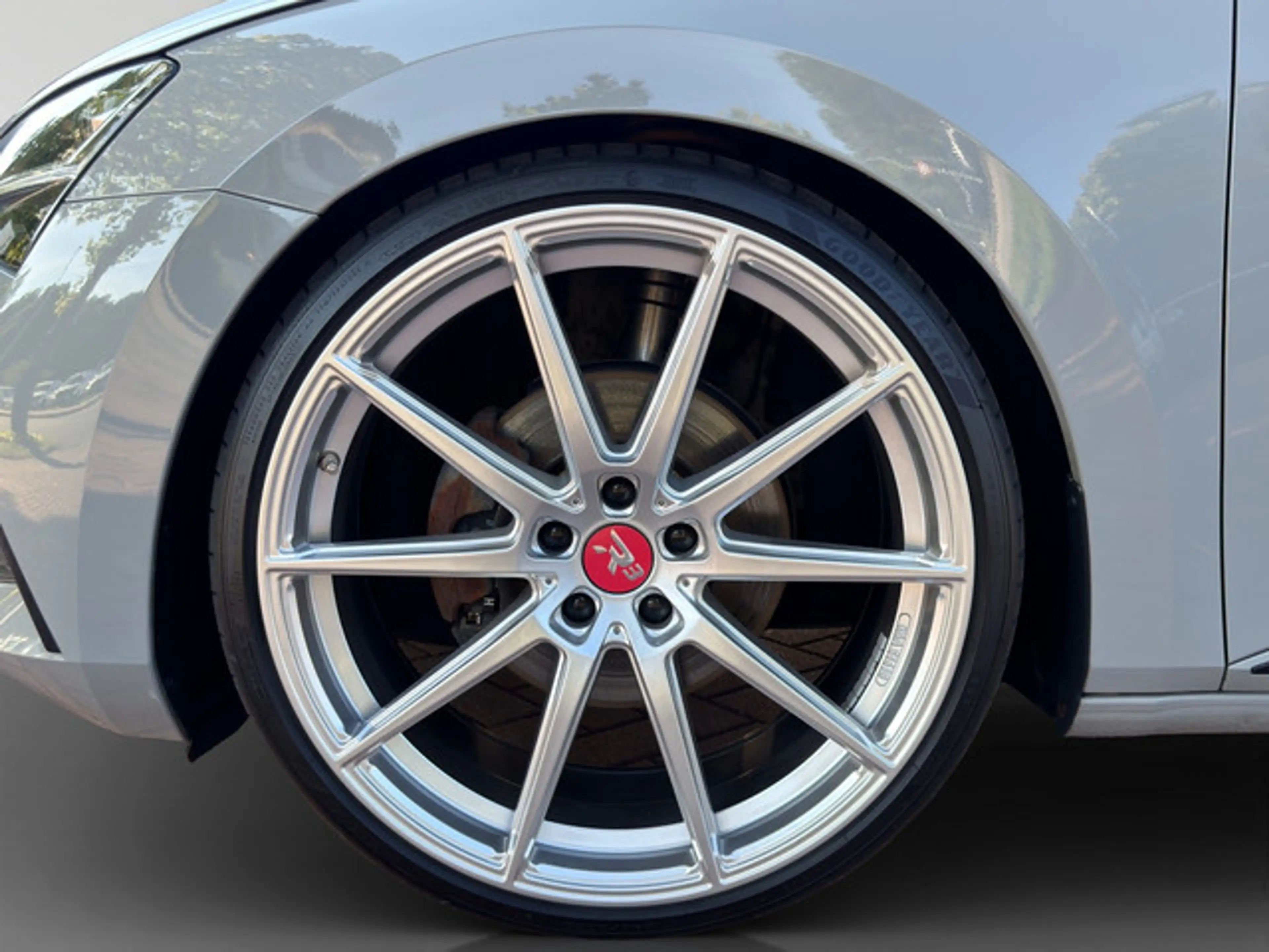 Skoda Superb Combi 2.0 TDI SportLine DSG MATRIX-LED — photo 10