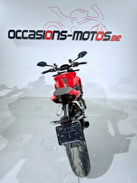 Ducati Streetfighter - foto 4