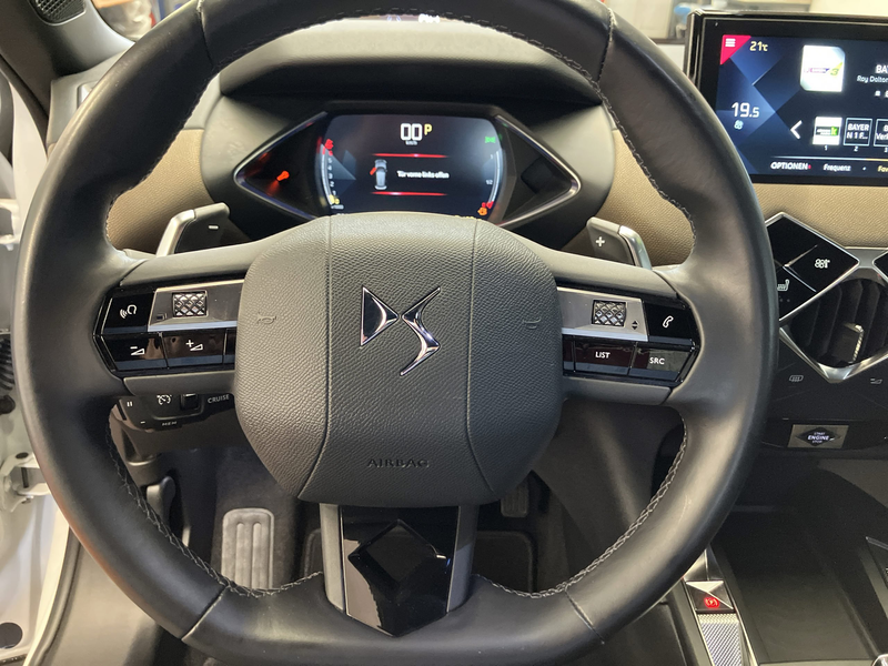 DS Automobiles DS 3 Crossback DS3 Crossback 1.2 PureTech 130 So Chic Navi+SHZ — photo 9