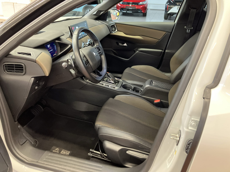 DS Automobiles DS 3 Crossback DS3 Crossback 1.2 PureTech 130 So Chic Navi+SHZ — photo 7