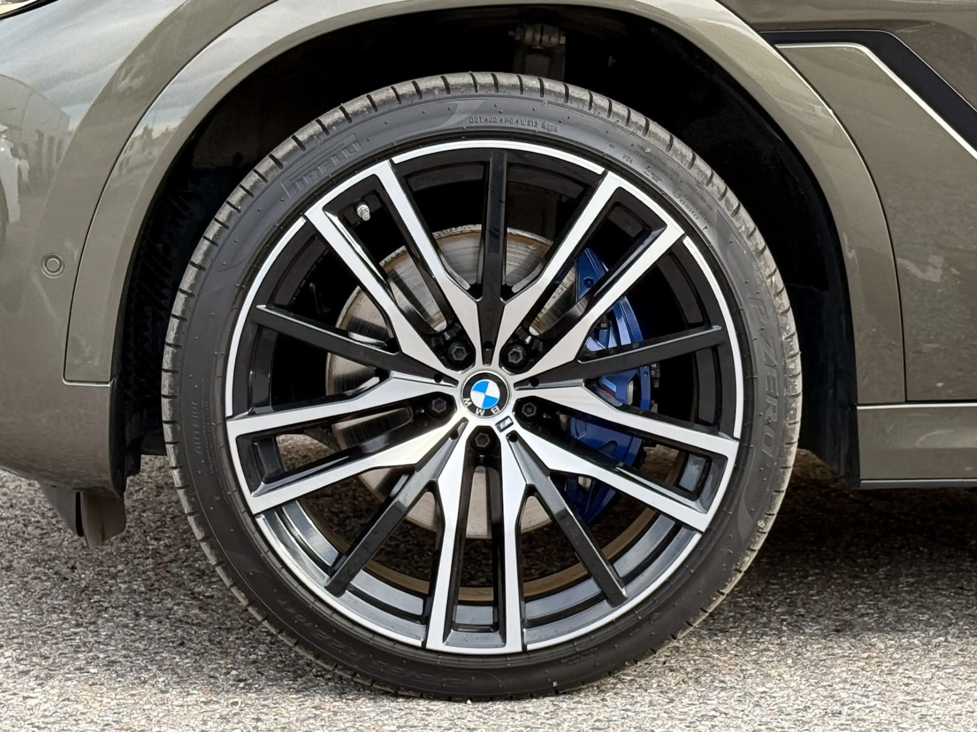 BMW X6 xDrive40i M-Sportpaket — photo 8