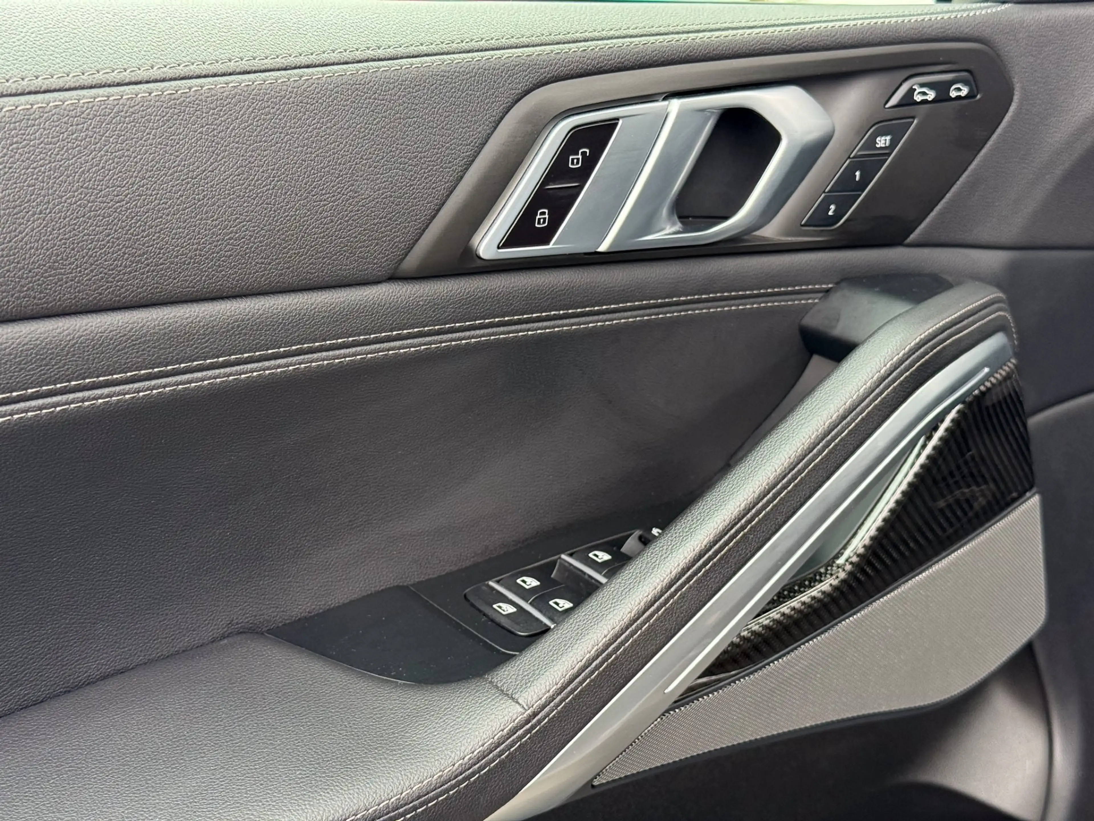 BMW X6 xDrive40i M-Sportpaket — photo 13