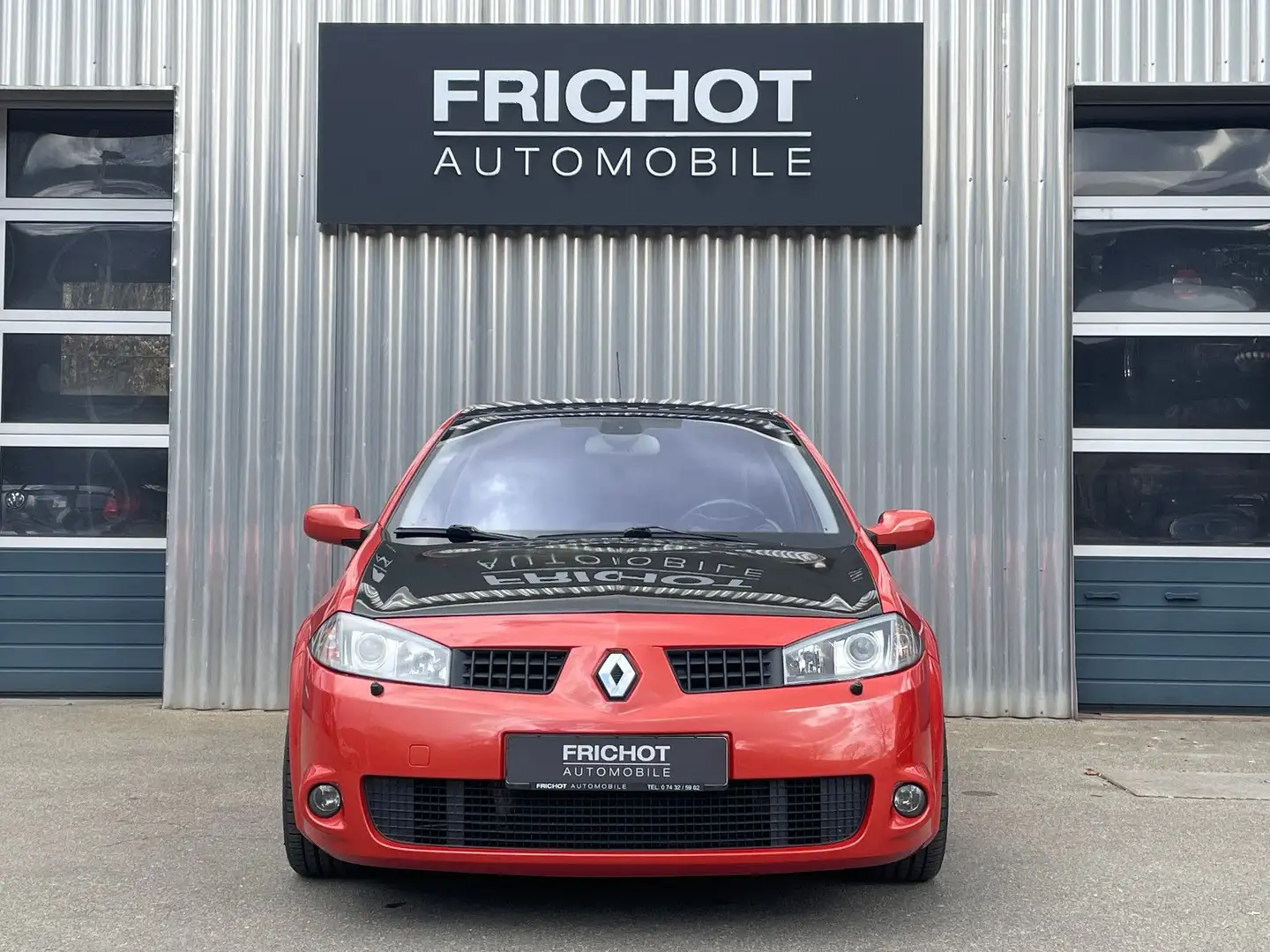 Renault Megane II Lim. 3-trg. RS / Renault Sport 2.0 16V Oranžová - 2