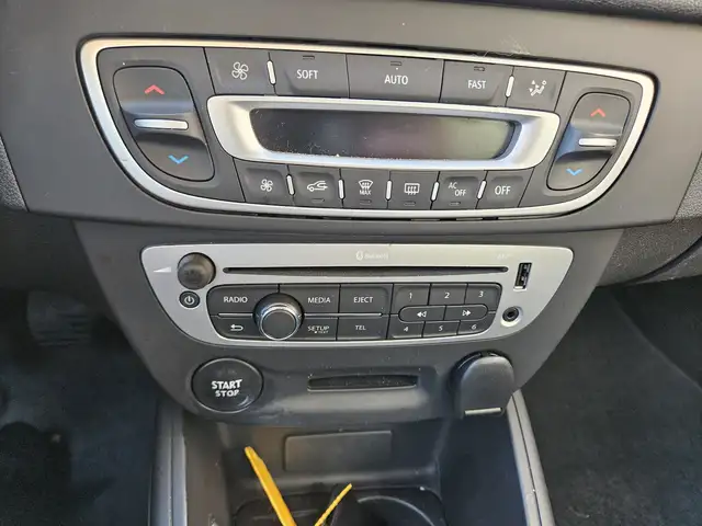 Renault Megane view 13