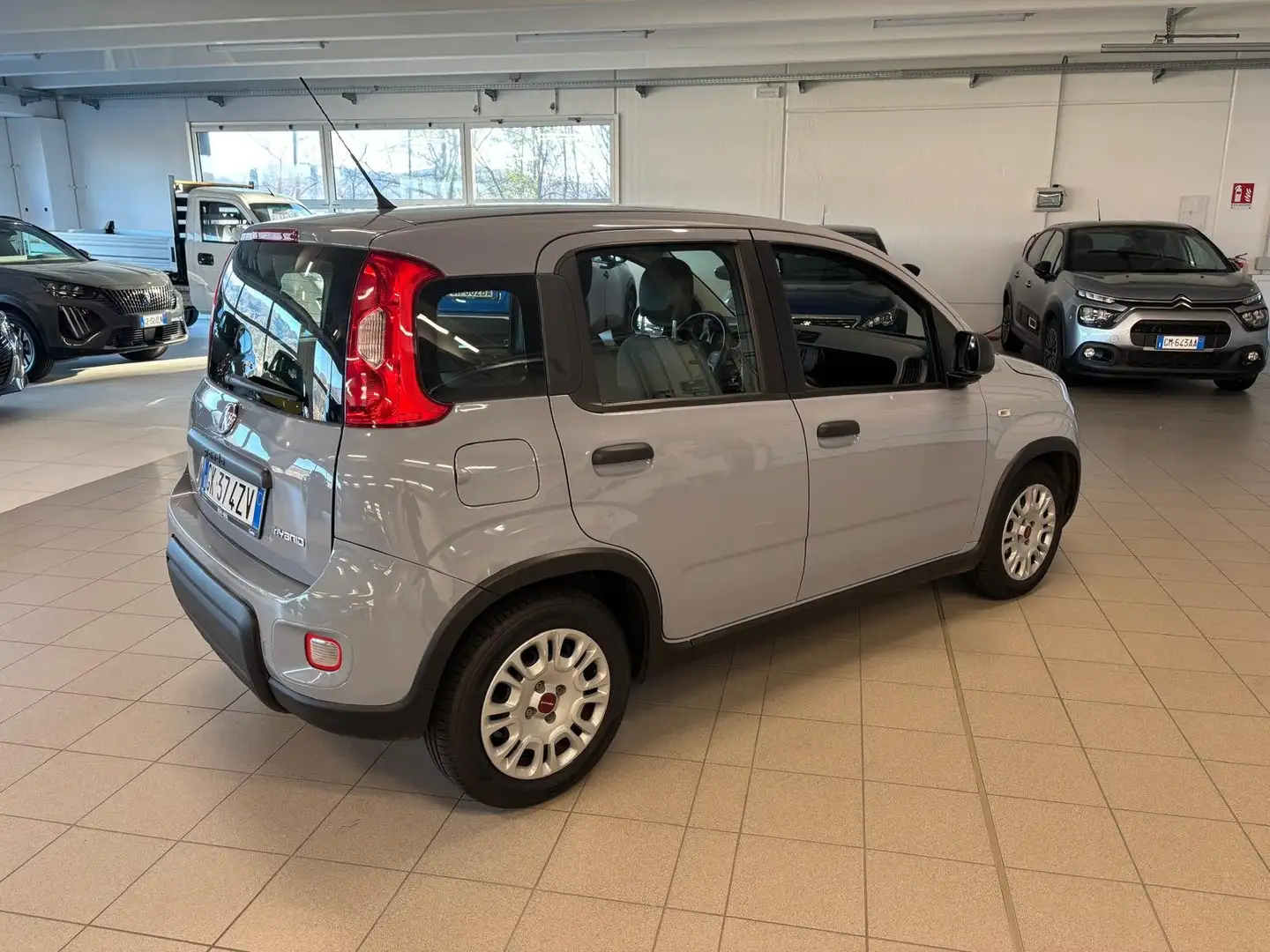 Fiat Panda Panda 1.2 Easy Connect 69cv hybrid Gris - 2