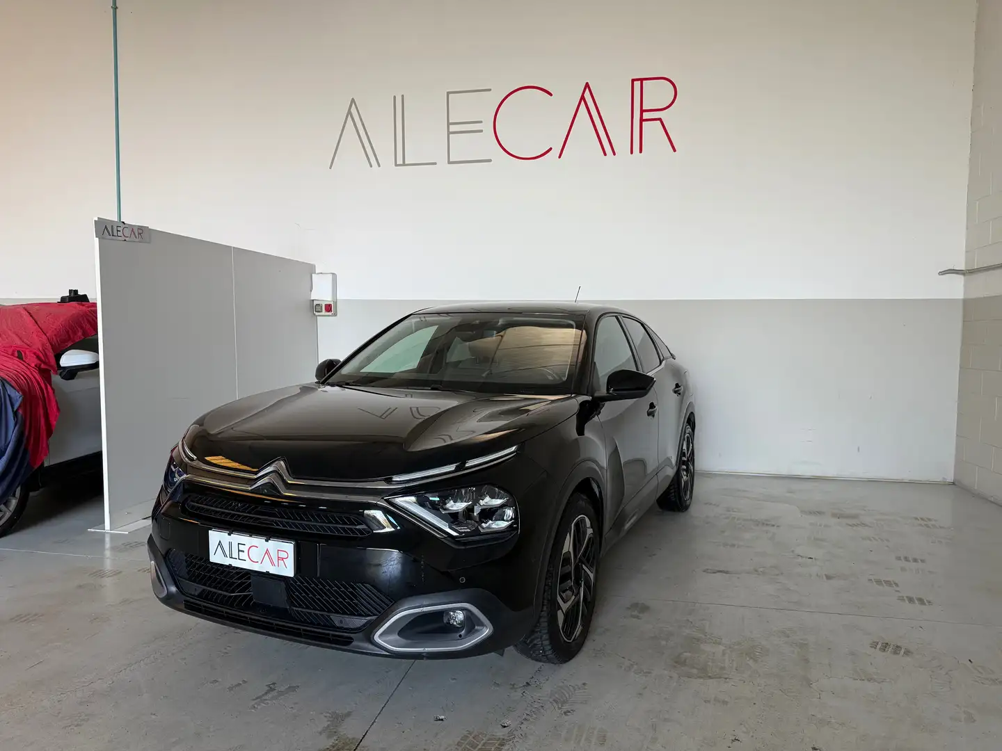 Citroen C4 C4 III 2021 1.2 puretech Shine s&s 130cv eat8 Noir - 1
