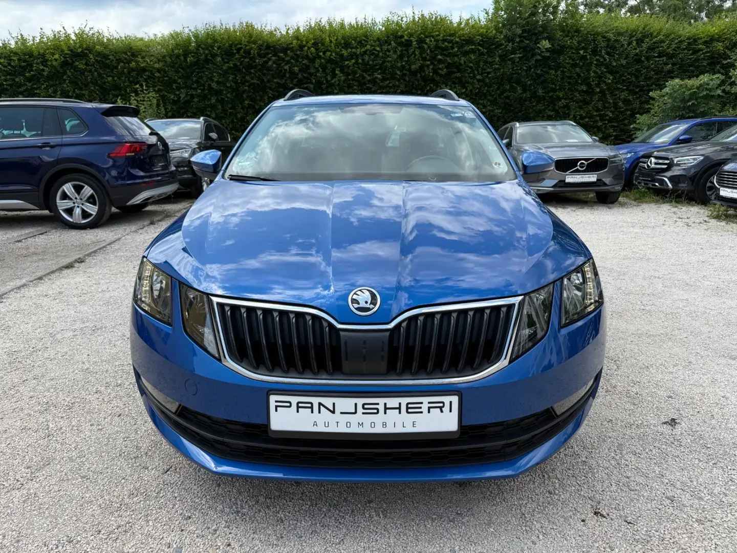 Skoda Octavia 2.0 TDI DSG Combi Tour Navi ACC AppleCar Blau - 2
