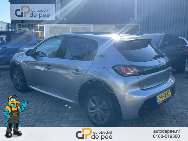 Peugeot E-208 view 15