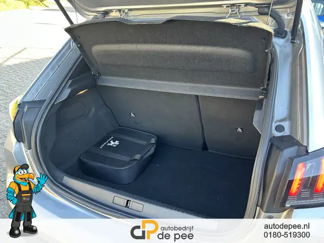 Peugeot E-208 view 14