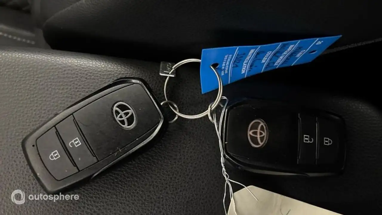 Toyota Yaris Yaris — photo 16
