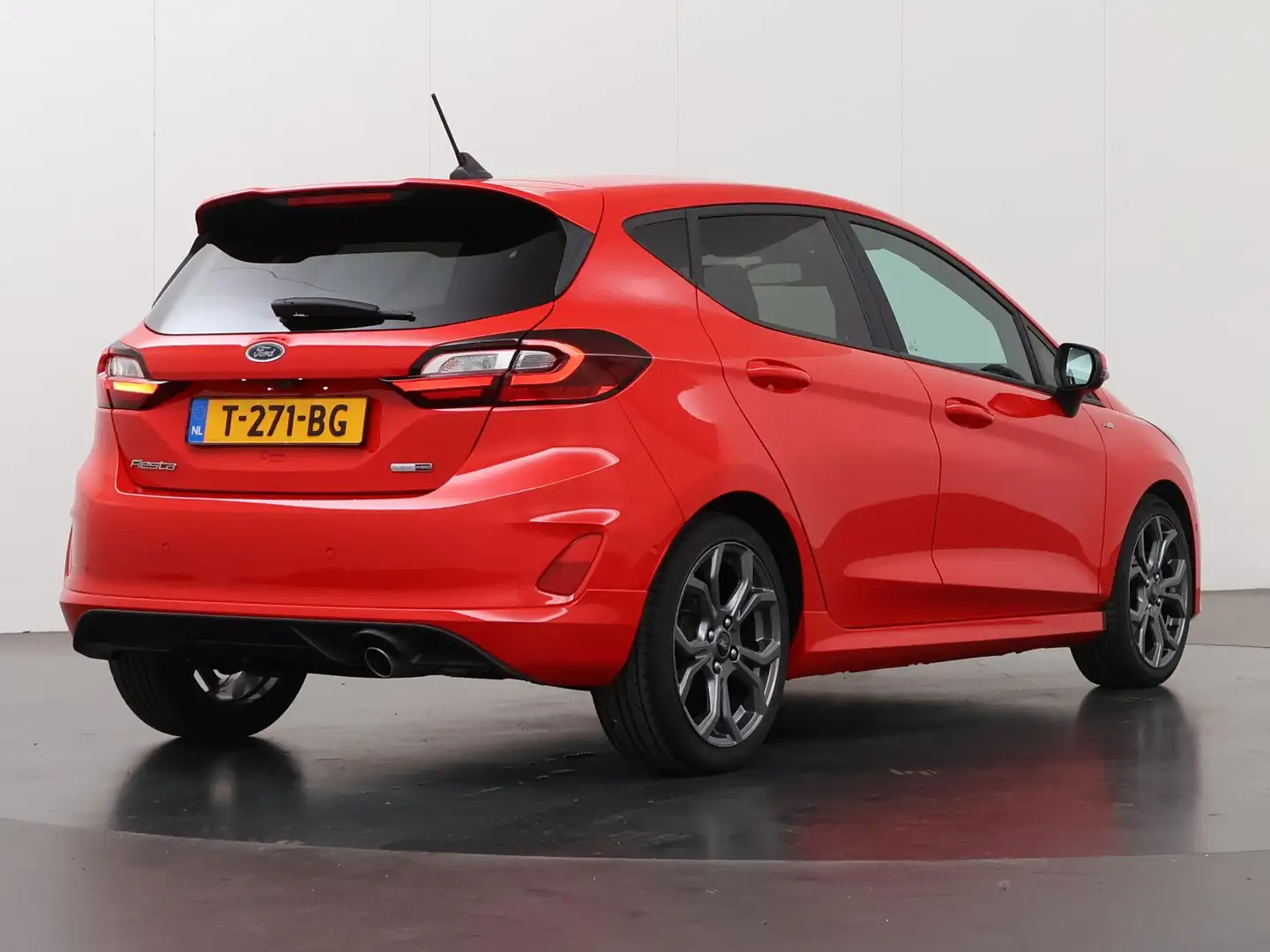 Ford Fiesta 1.0 EcoBoost Hybrid ST-Line X | Winterpakket  | Pa Rouge - 2