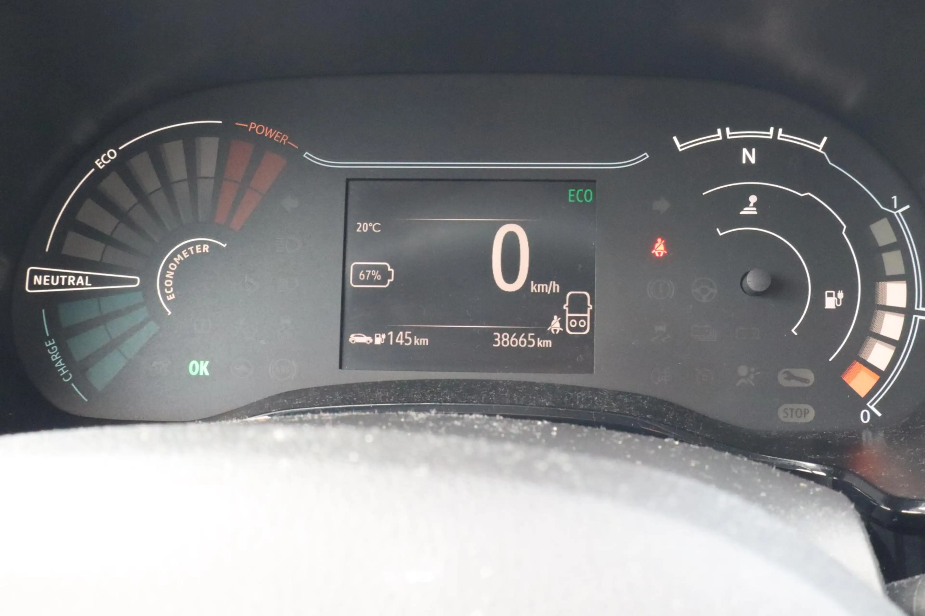 Dacia Spring Expression 27 kWh | SOH 93,4 % | Camera | Apple Ca — photo 5