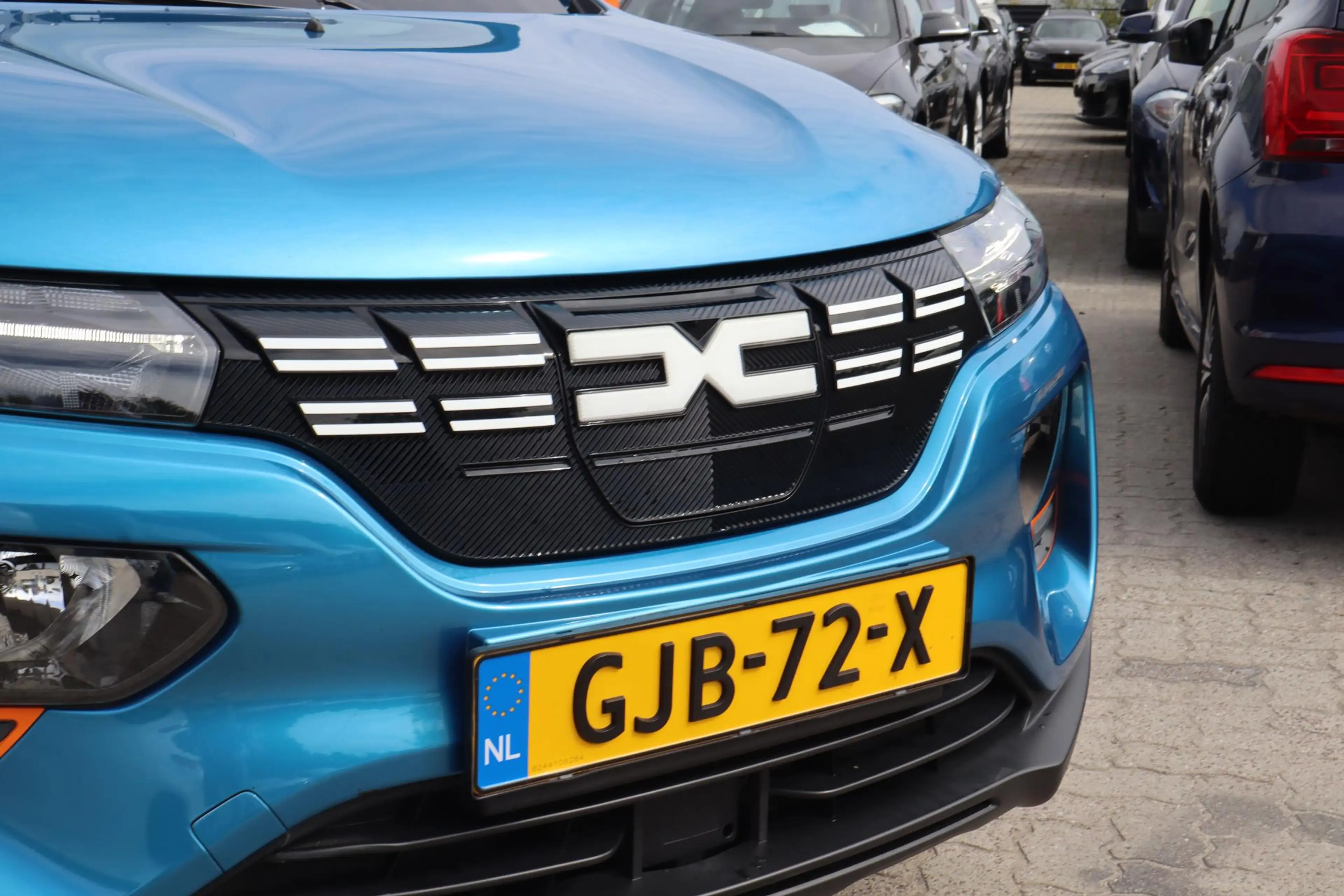 Dacia Spring Expression 27 kWh | SOH 93,4 % | Camera | Apple Ca — photo 15