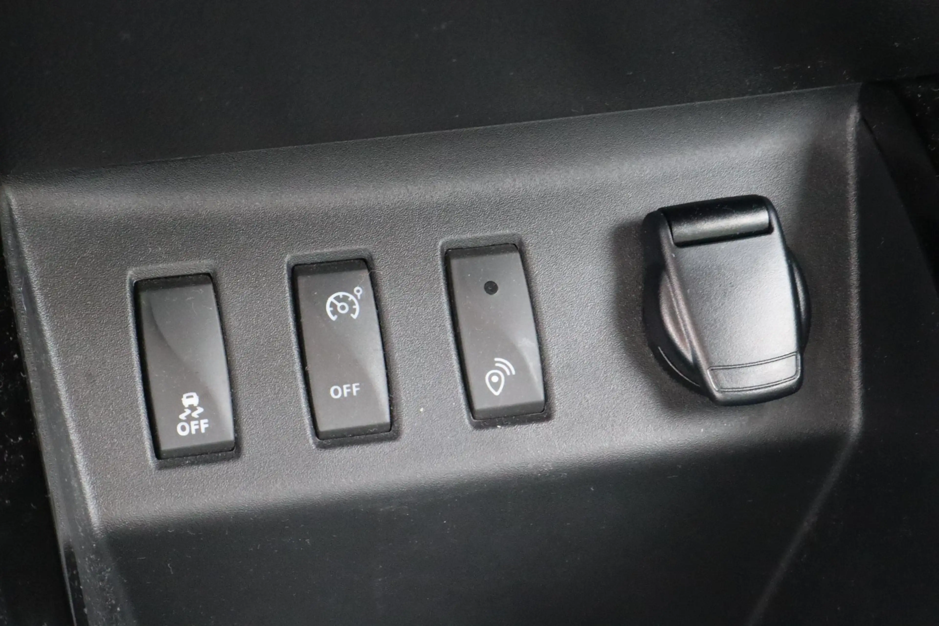 Dacia Spring Expression 27 kWh | SOH 93,4 % | Camera | Apple Ca — photo 11