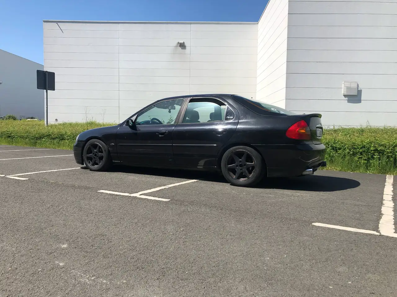 Ford Mondeo 24V V6, foto 3