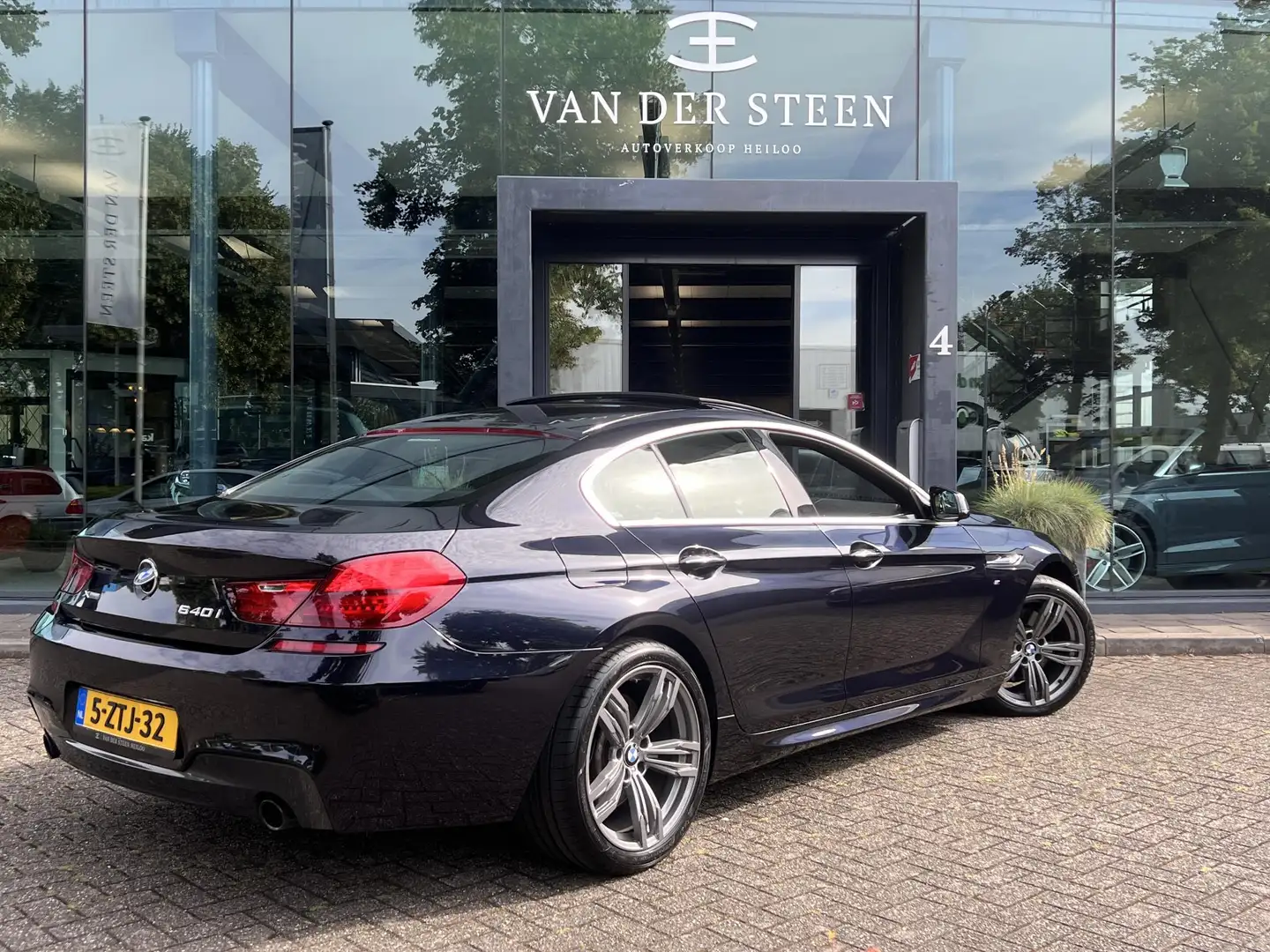 BMW 640 6-serie Gran Coupé 640xi High Executive M Sport | Blauw - 2