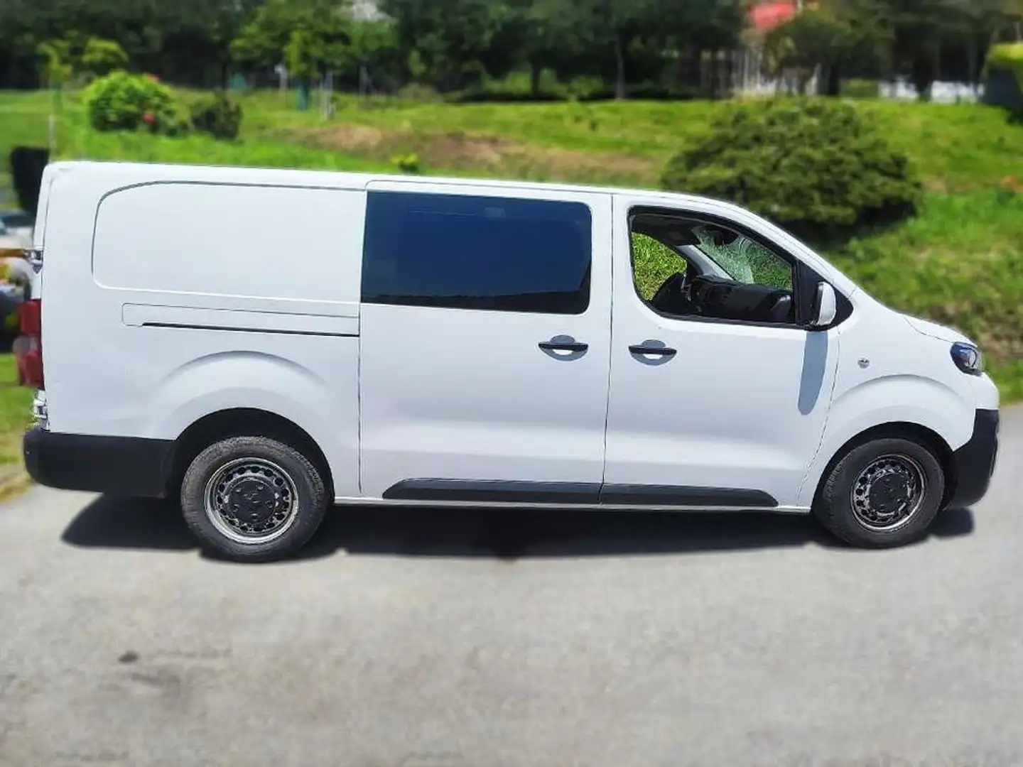 Peugeot Traveller Business VIP BlueHDi 110KW (150) Long Blanco - 2
