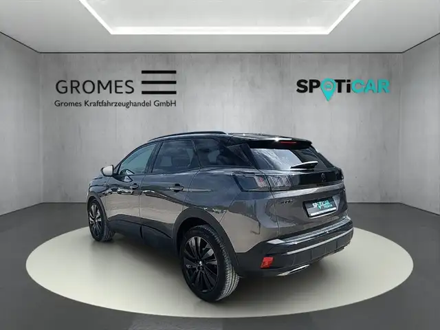 Peugeot 3008 view 5