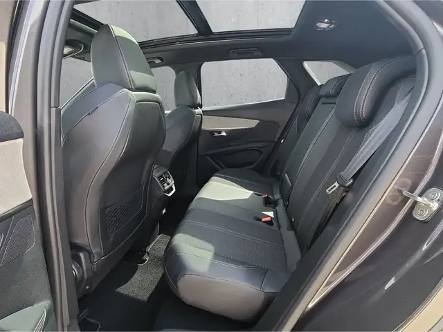 Peugeot 3008 view 8