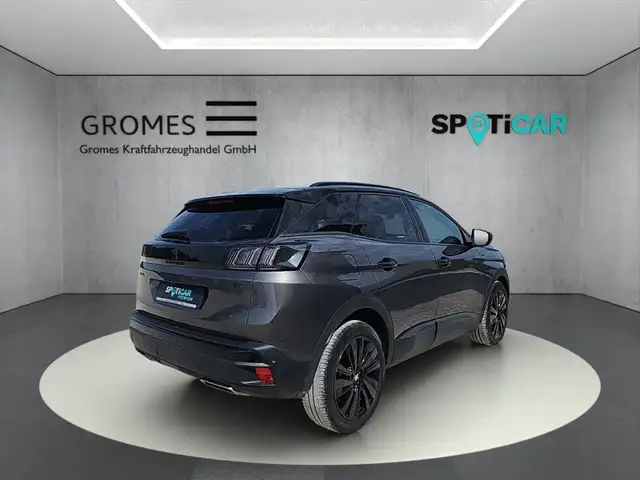 Peugeot 3008 view 3