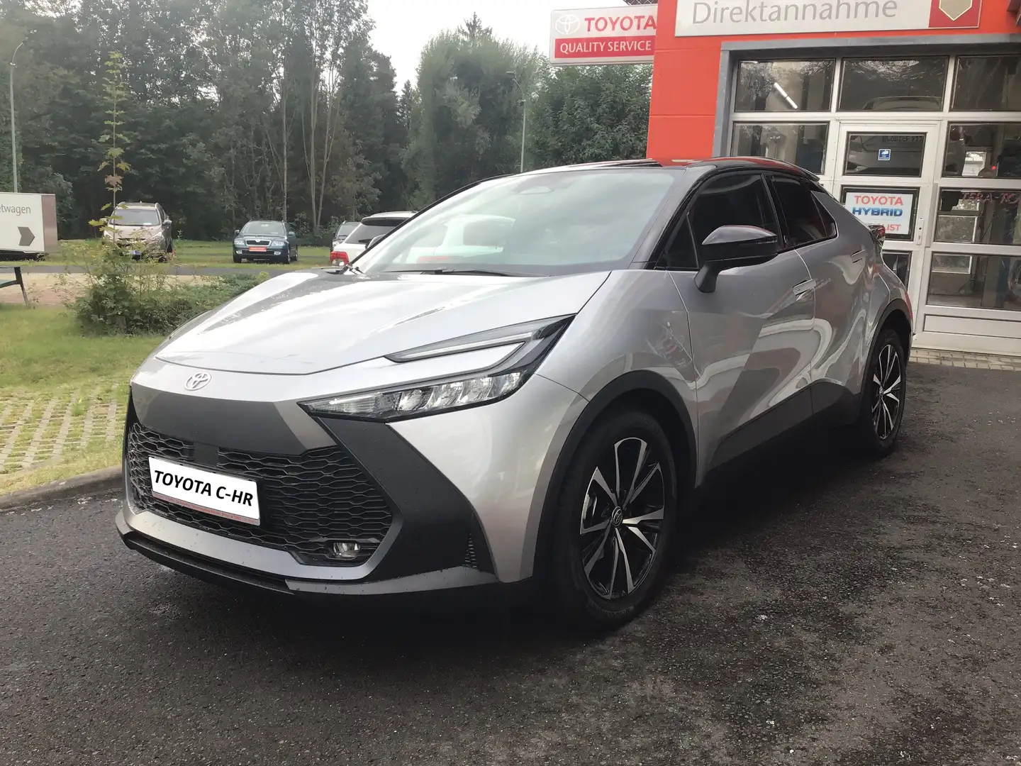 Toyota C-HR Hybrid "Team Deutschland" + Technik Paket Zilver - 2