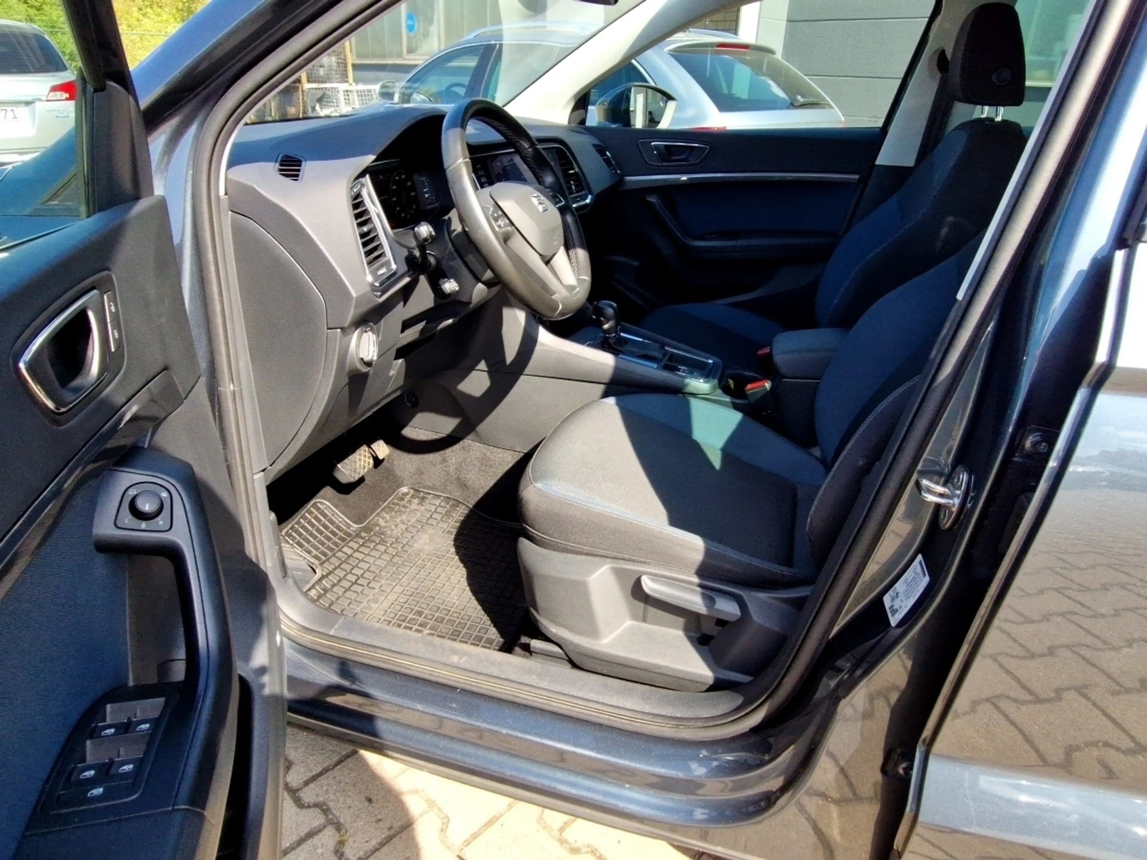 SEAT Ateca 1.5 TSI Style DSG LED Navi AHK Sitzhzg ACC — photo 7