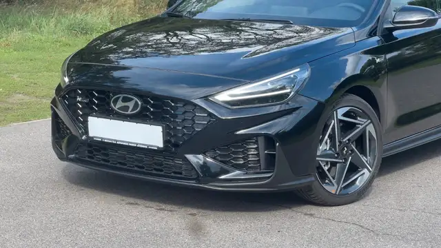 Hyundai I30 view 8