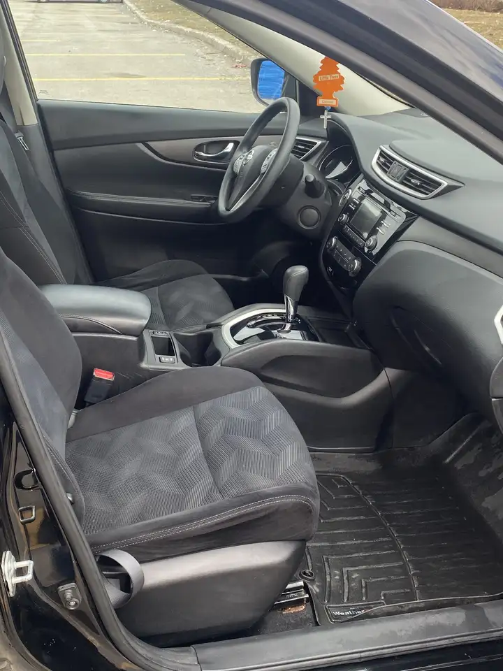 Nissan Rogue снимка Nissan Rogue