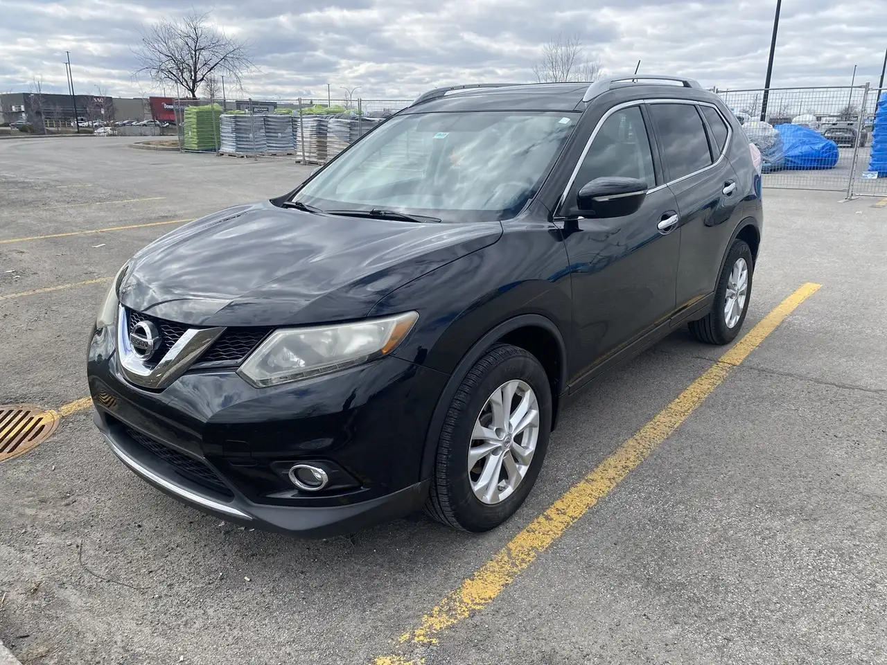 Nissan Rogue снимка Nissan Rogue