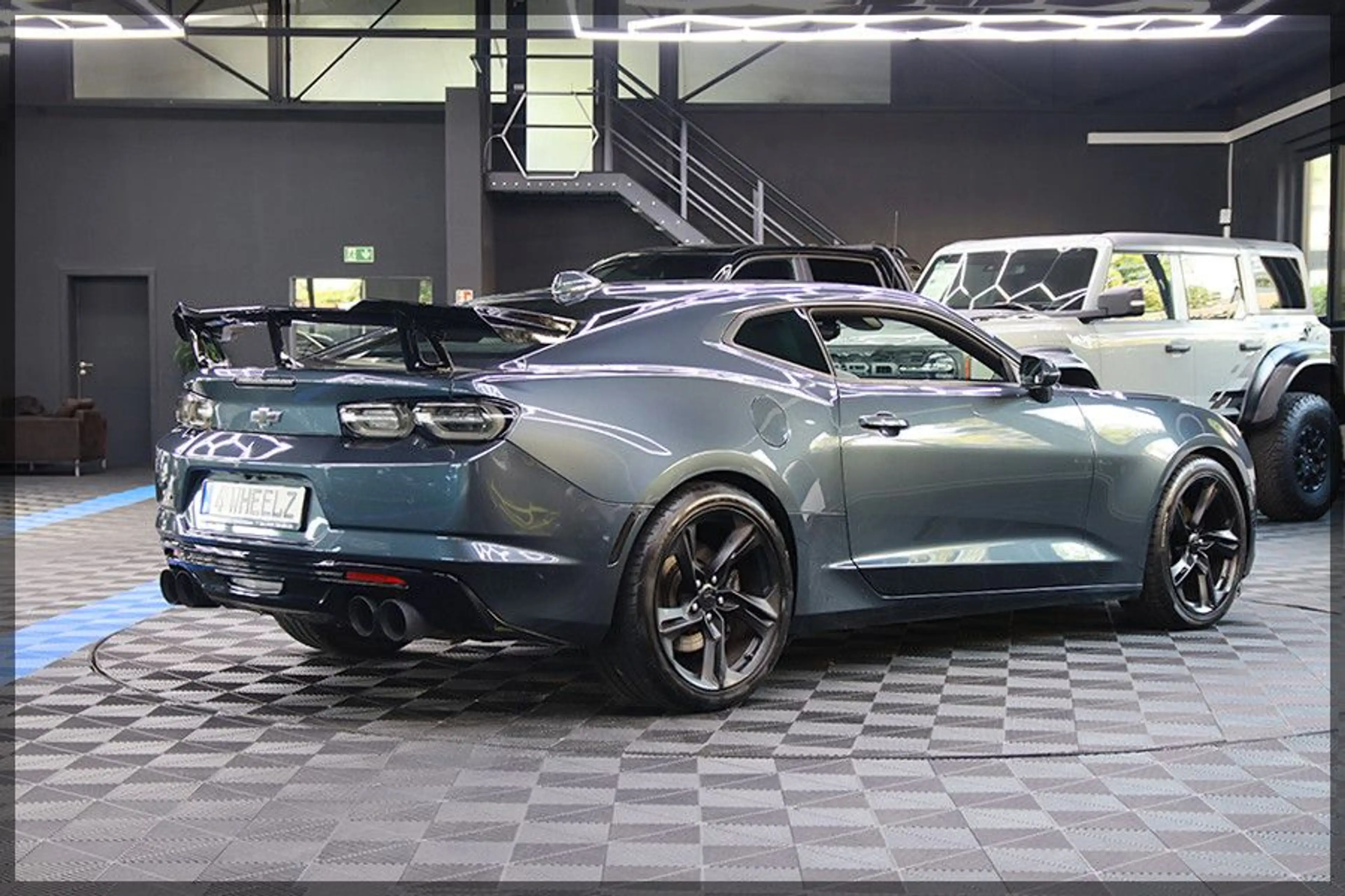 Chevrolet Camaro 6.2 V8 2SS PDC / CAM / CLEAN TITLE — photo 5