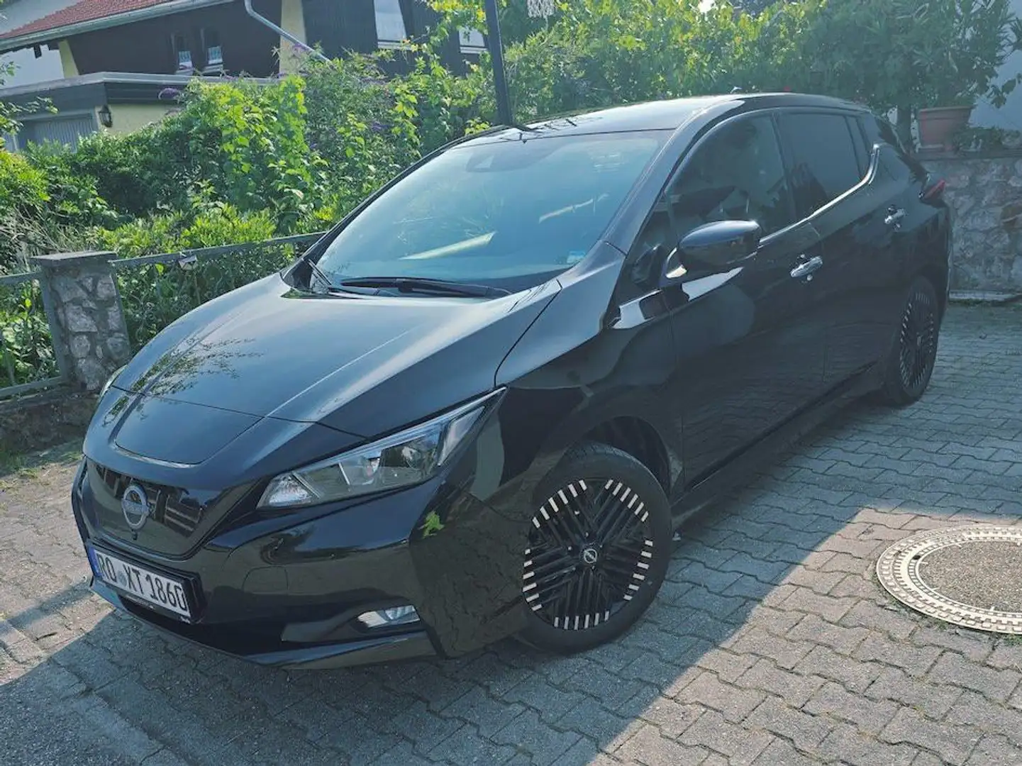 Nissan Leaf Leaf 62 kWh e+ N-Connecta Schwarz - 1