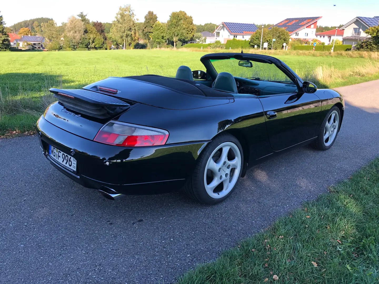 Porsche 996 911 Carrera 4 Cabrio Negru - 2