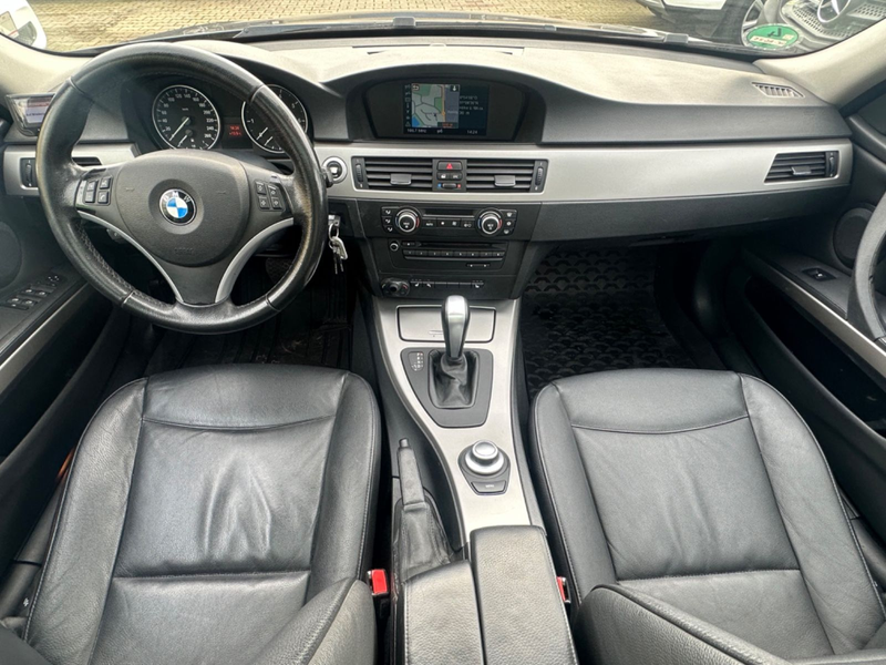 BMW 318 Baureihe 3 Touring 318i--Panorama-AHK-- — photo 11