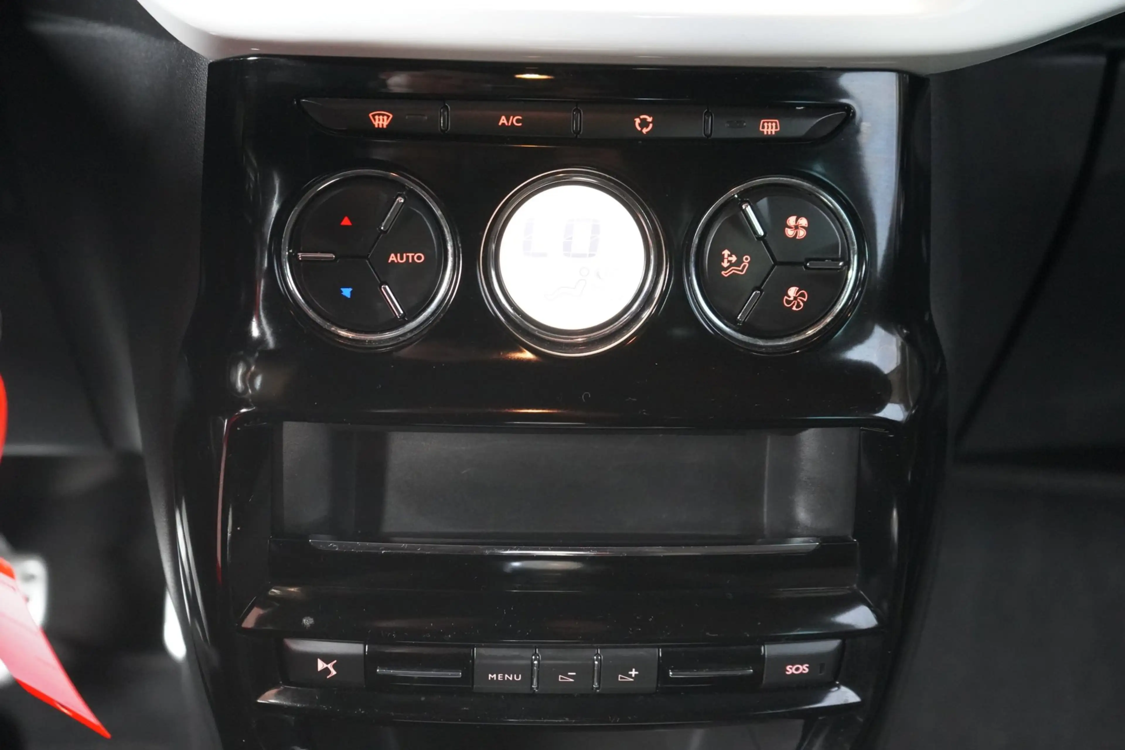 DS Automobiles DS 3 1.2 PureTech Business | NAVI | AIRCO | CRUISE | PD — photo 19