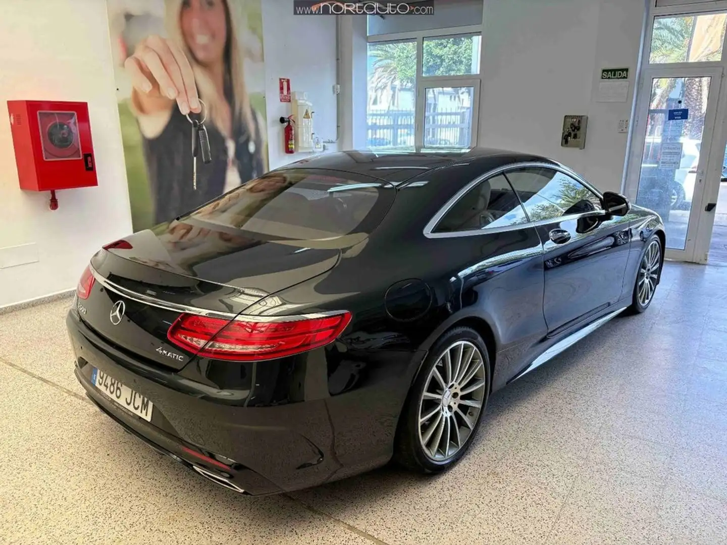 Mercedes-Benz S 500 4MATIC Coupe Negro - 2