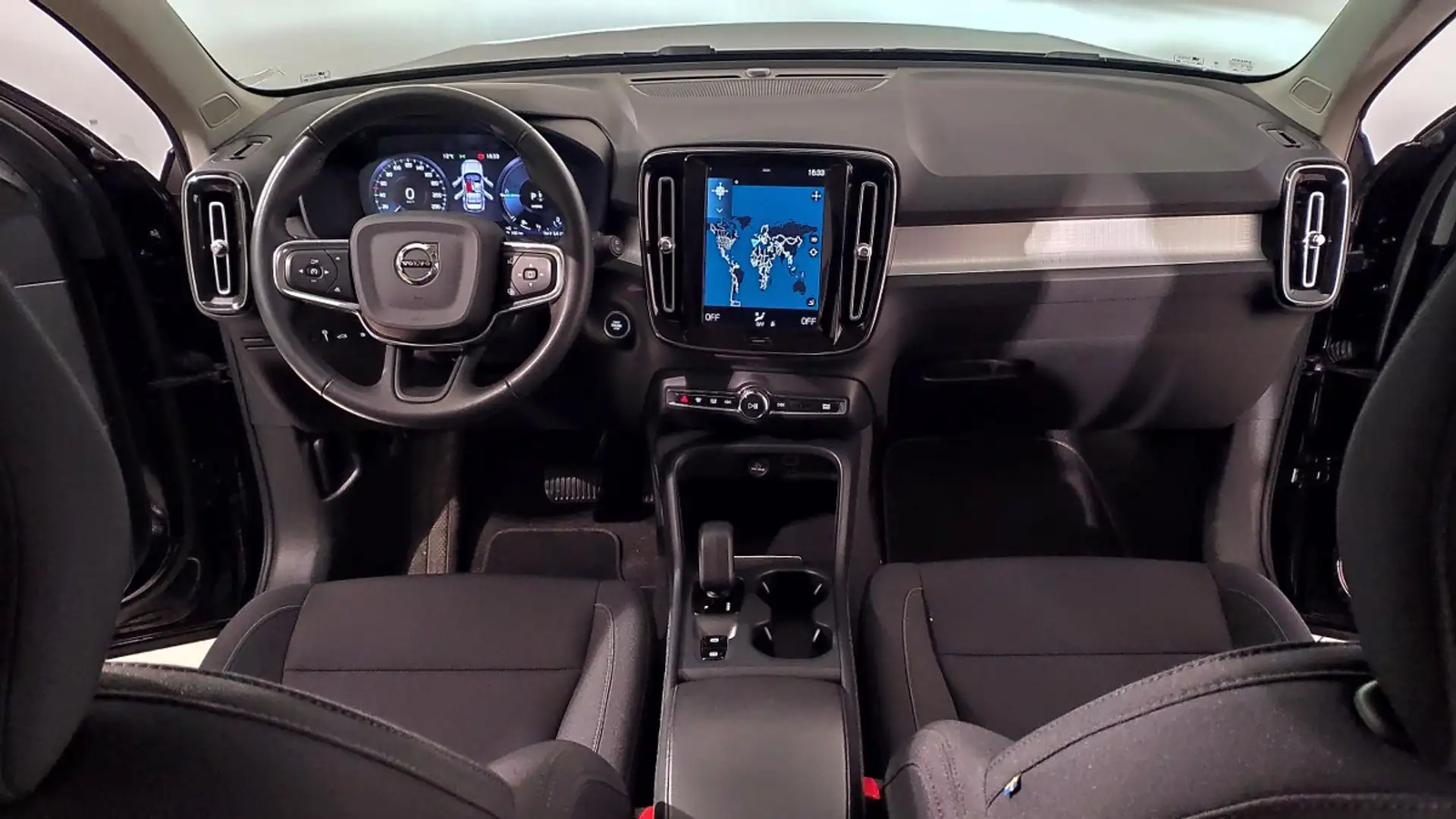 Volvo XC40 T4 Recharge Plug In Hybrid Inscription Expression Noir - 2