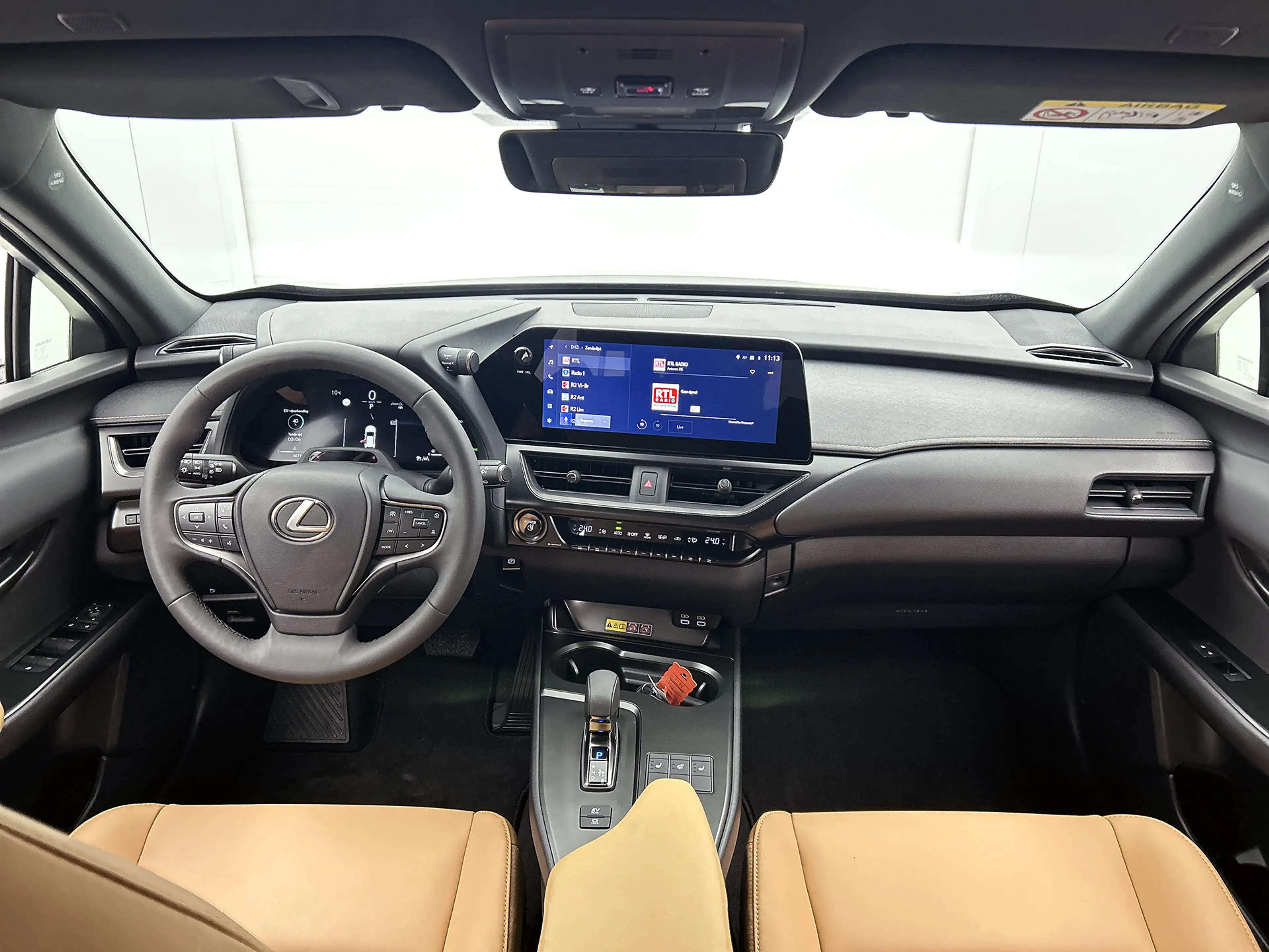 Lexus UX 300h F SPORT Design | Navigatie | BLS | PDC | — photo 4