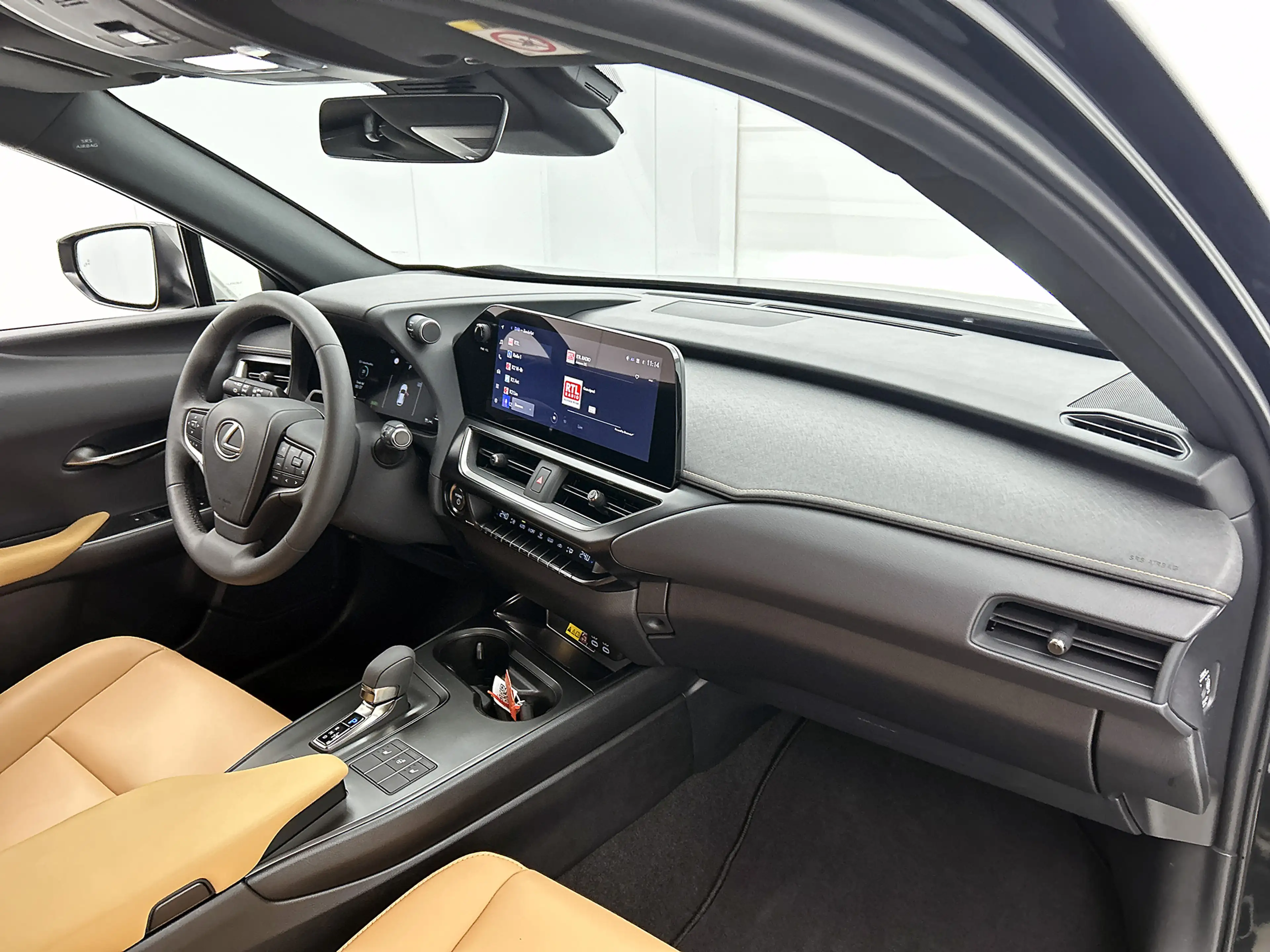 Lexus UX 300h F SPORT Design | Navigatie | BLS | PDC | — photo 6