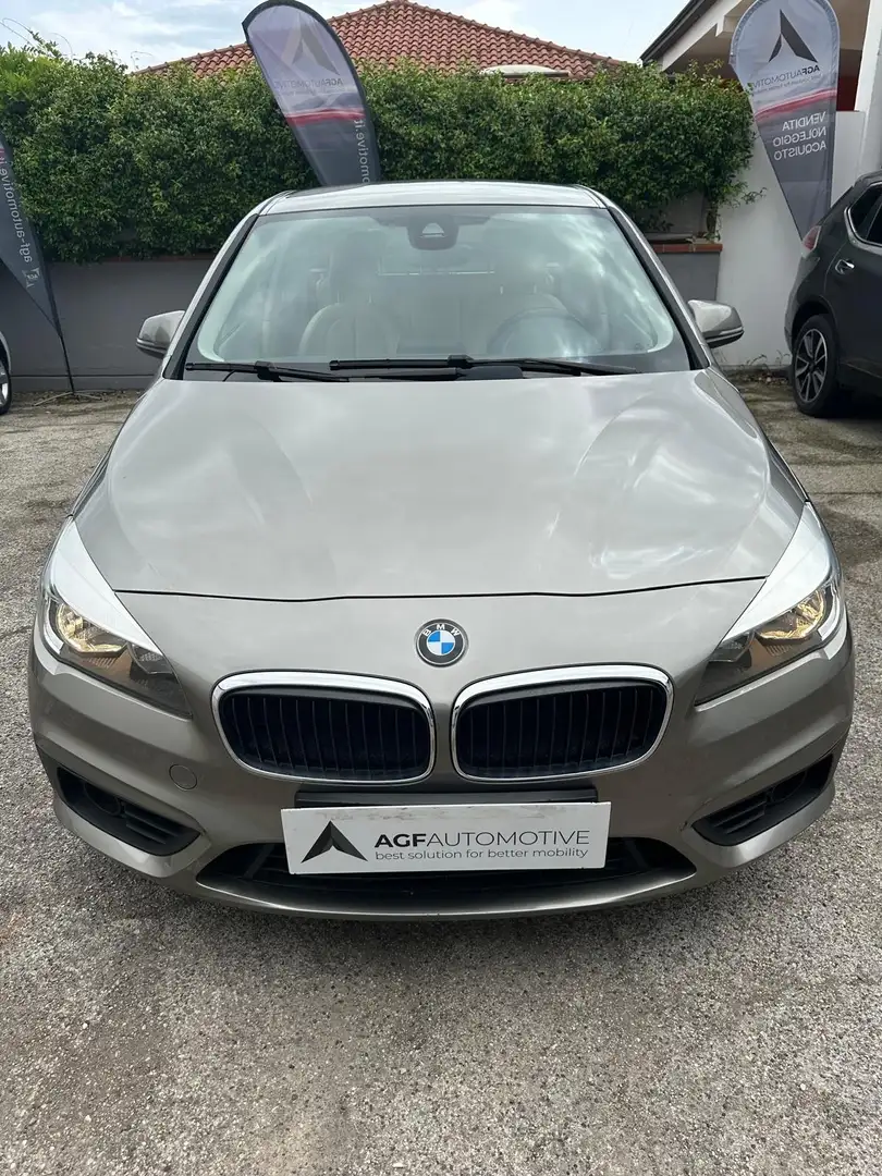BMW 218 Serie 2 Active Tourer 218d Luxury auto Beige - 1