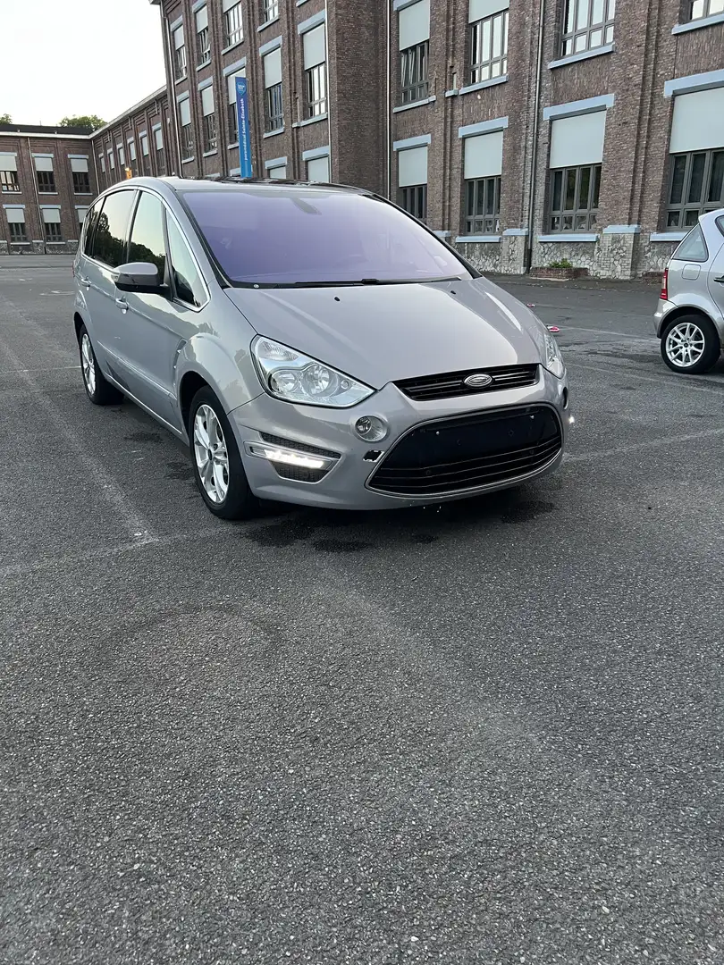 Ford S-Max TITANIUM - 2