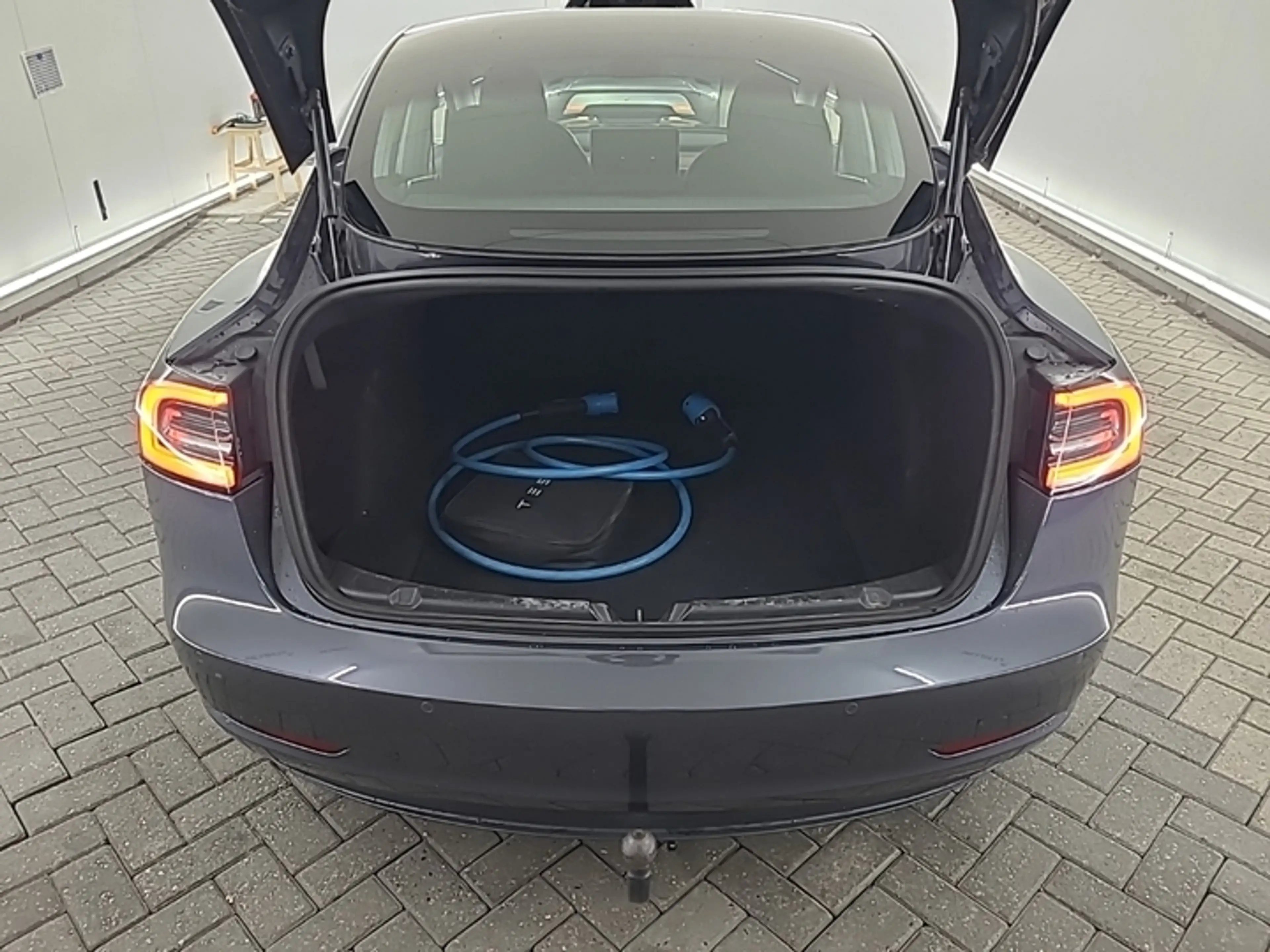 Tesla Model 3 Standard RWD Plus 89,6% SoH [ LFP ACCU+TREKHAAK+AU — photo 4