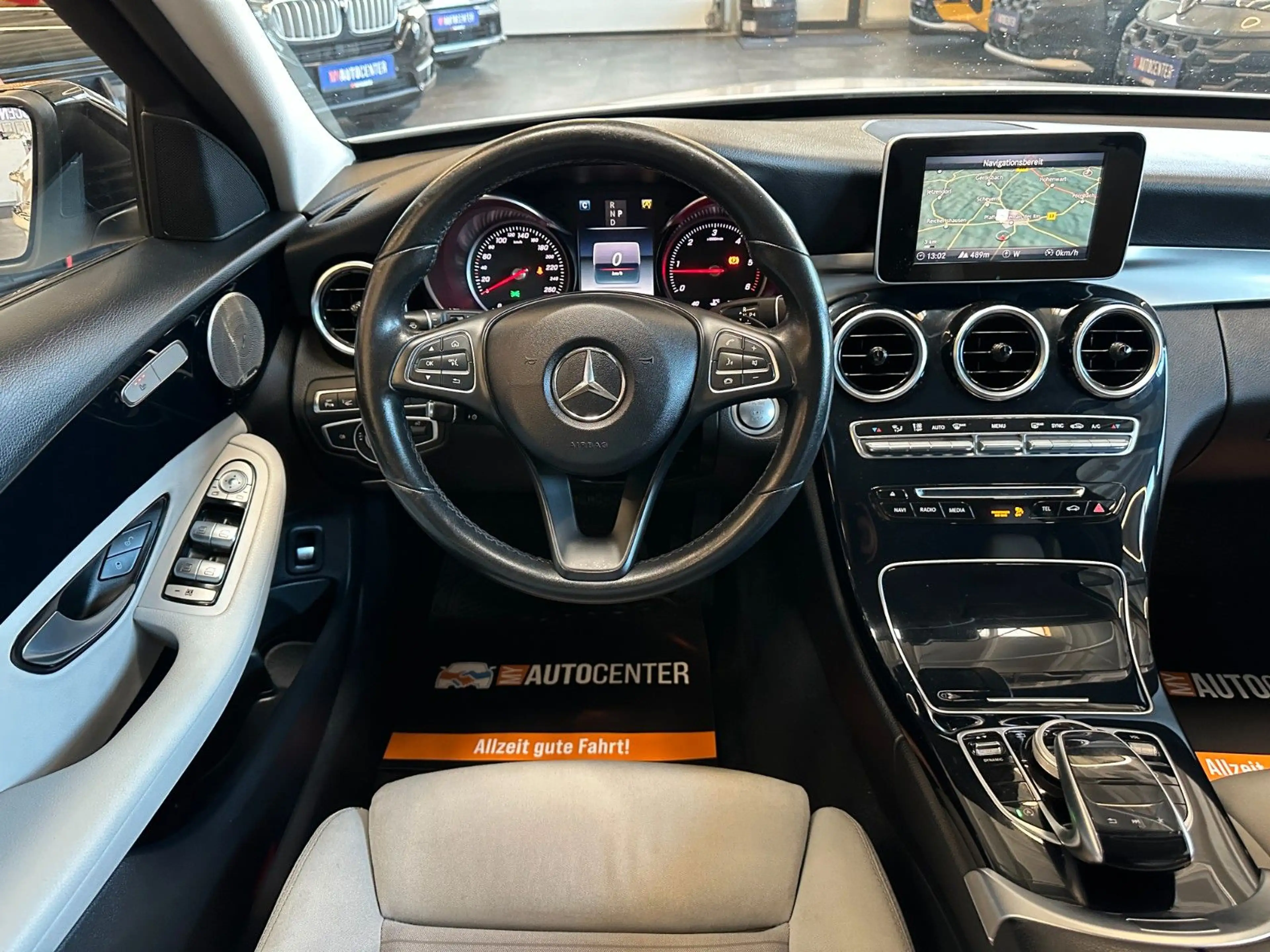 Mercedes-Benz C 220 *KEYLESS*BURMESTER*TEMPO*NAV*LED*PDC* — photo 7