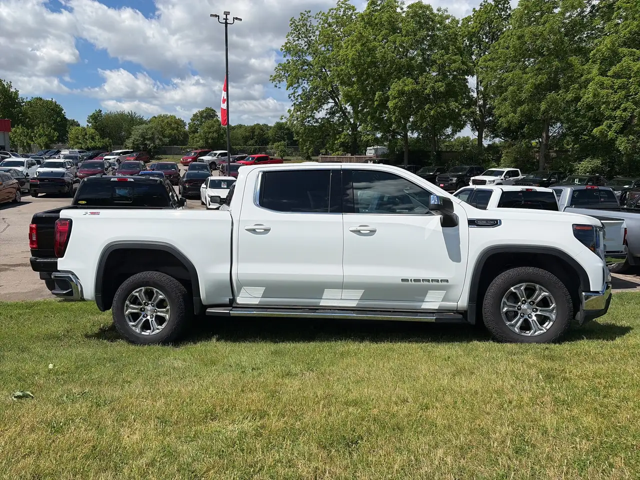GMC Sierra 1500 снимка GMC Sierra 1500