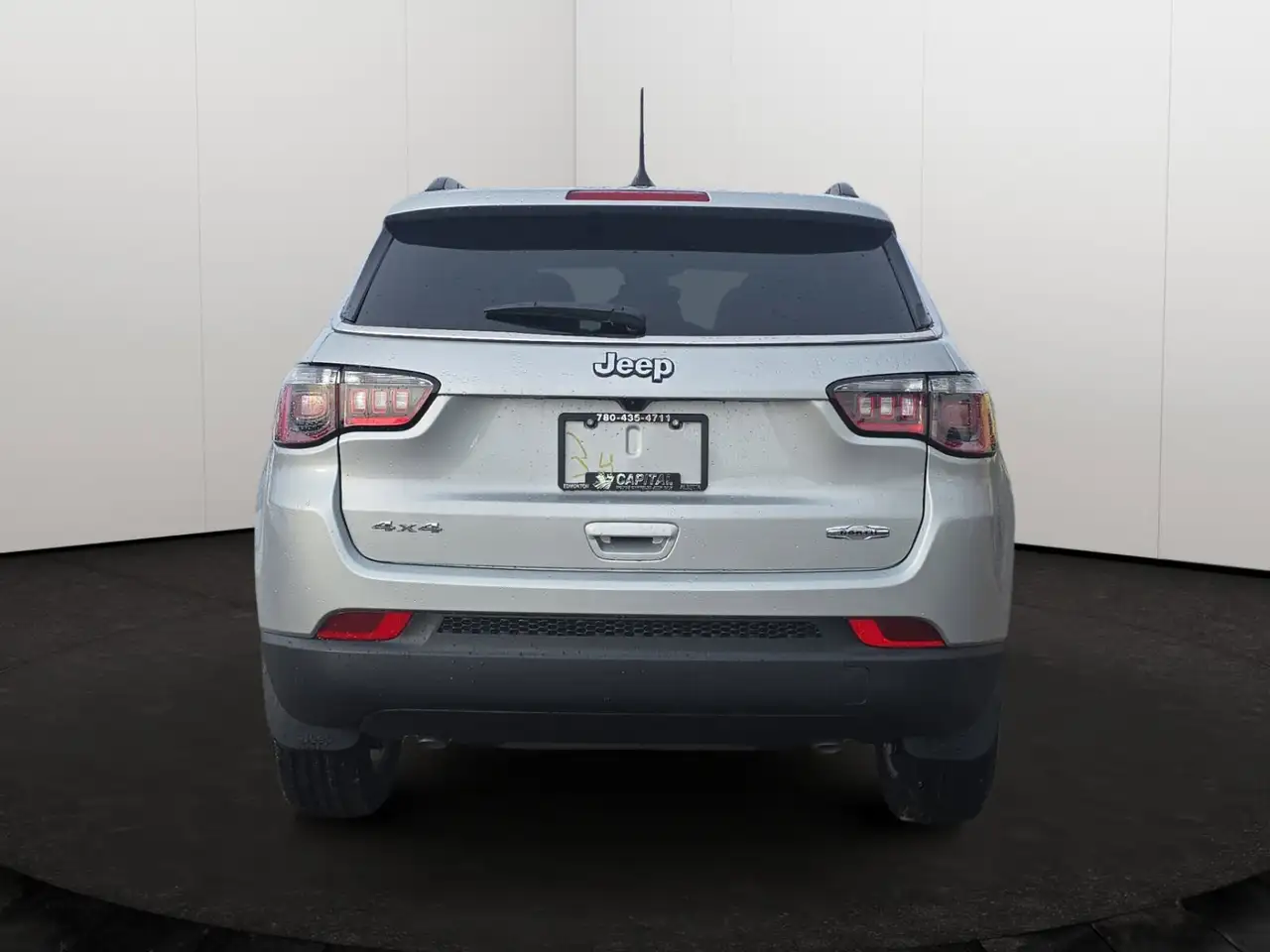 Jeep Compass снимка Jeep Compass