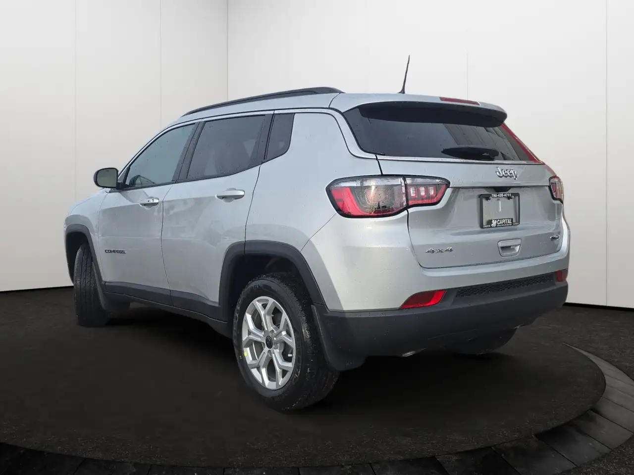Jeep Compass снимка Jeep Compass