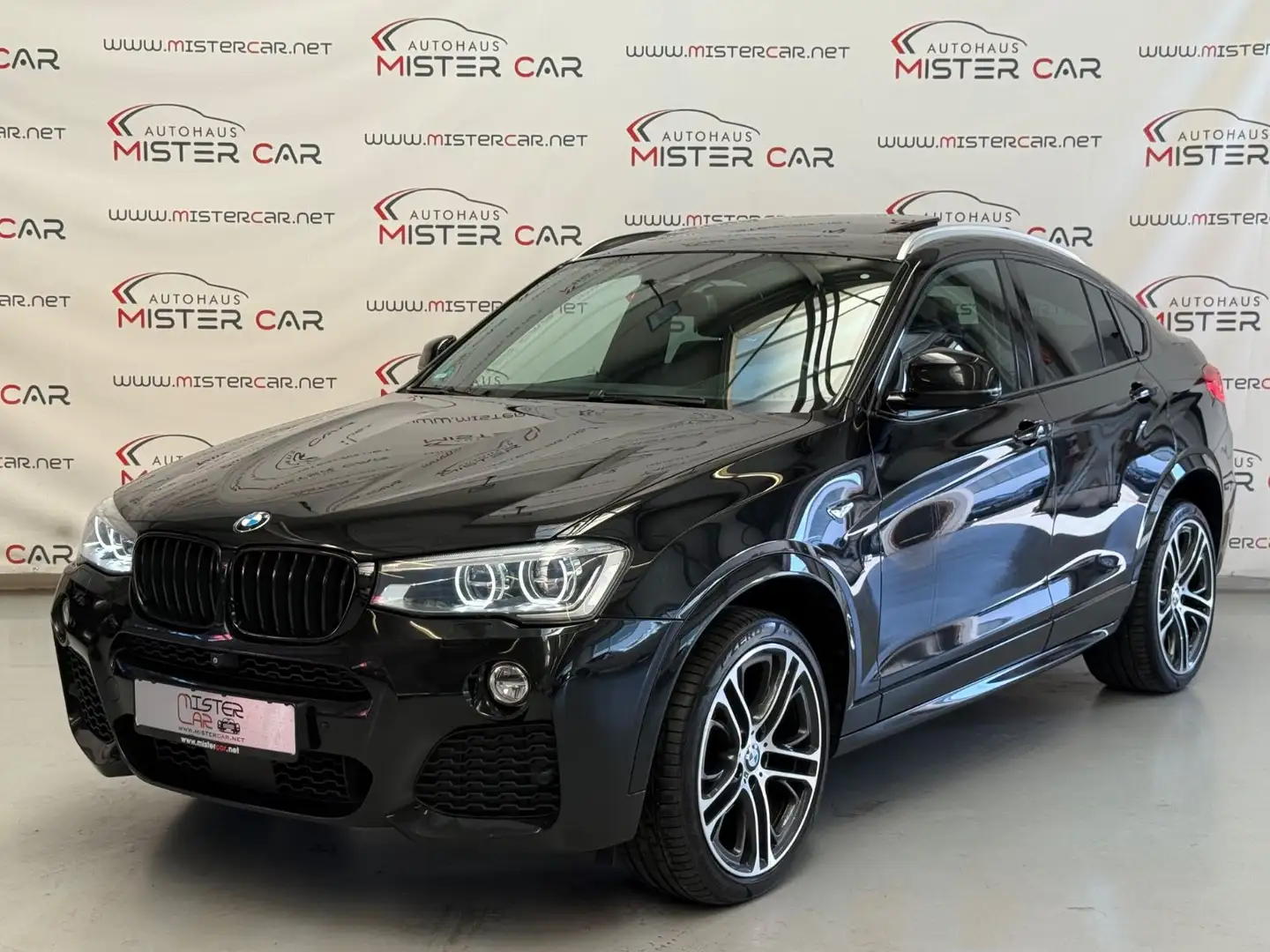BMW X4 xDrive 35d ACC/LED/GSHD/360/AHK/KEY/STANDH/19 Schwarz - 1